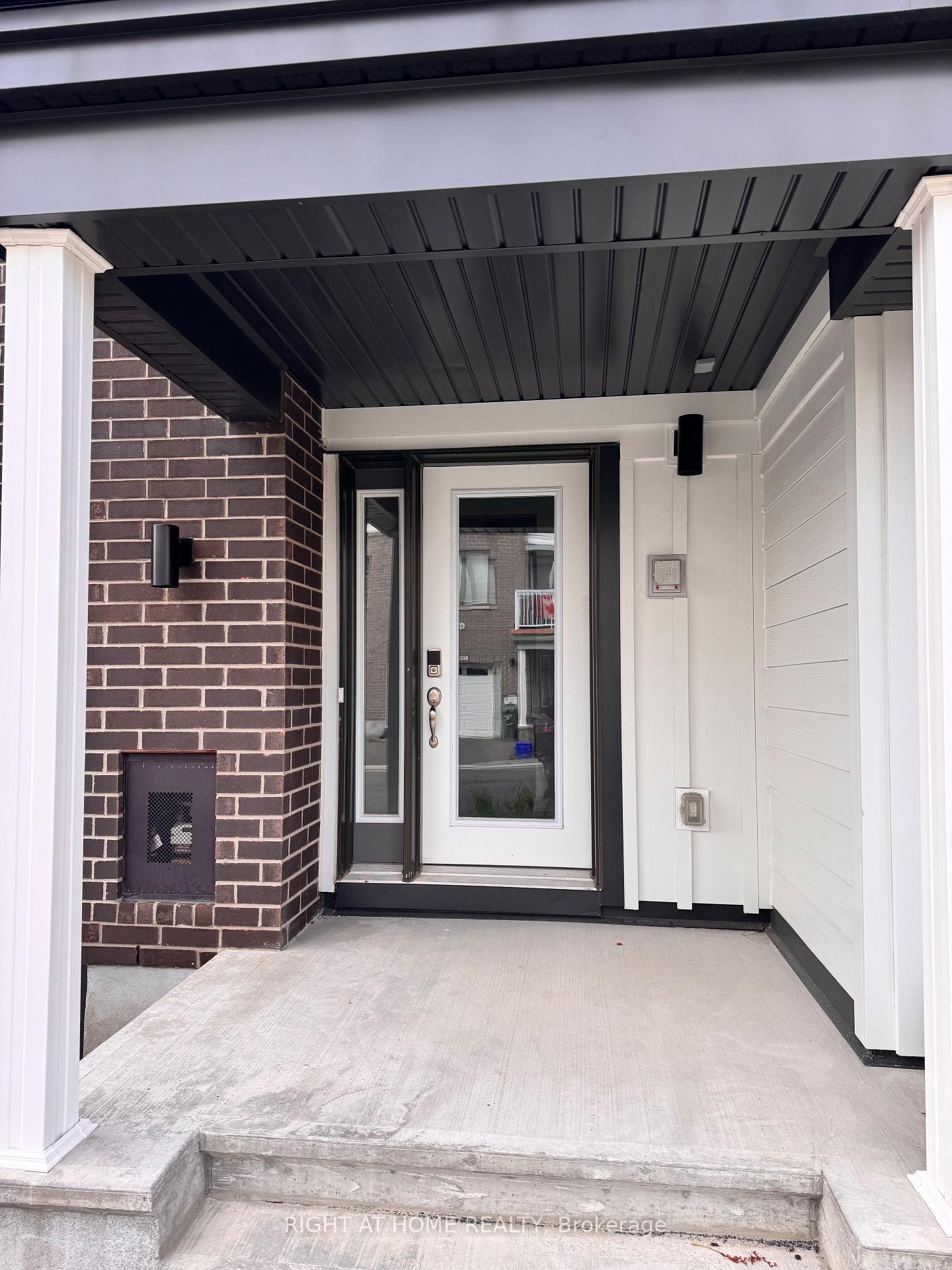 Photo 2 of 794 Kinstead Private, Ottawa, Stittsville (North) — HOMEH