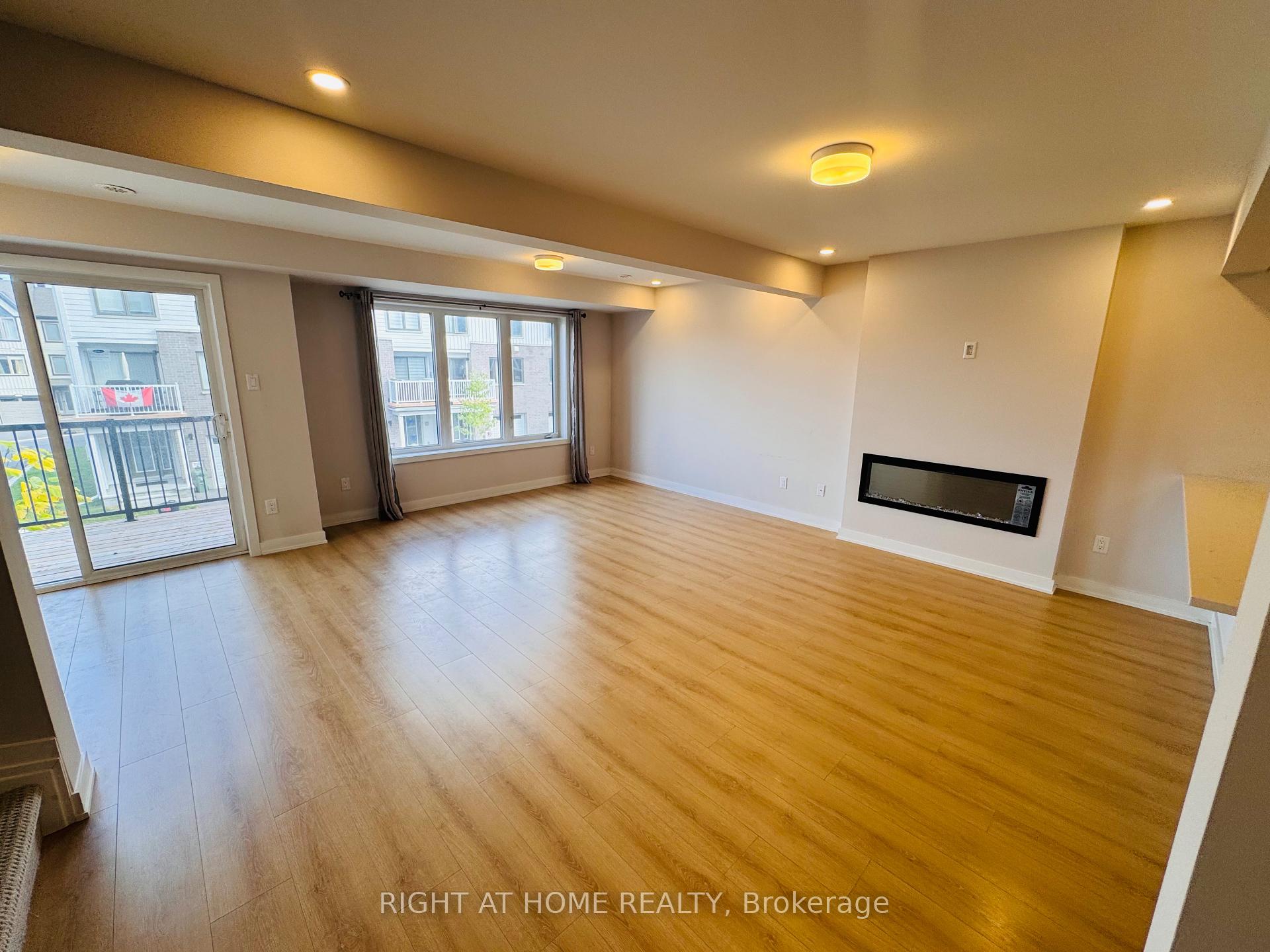 Photo 7 of 794 Kinstead Private, Ottawa, Stittsville (North) — HOMEH