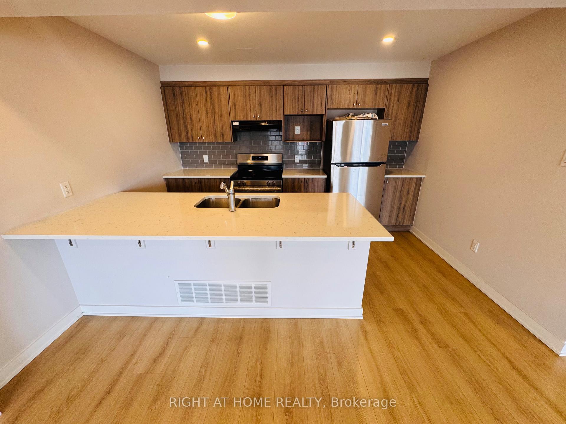 Photo 8 of 794 Kinstead Private, Ottawa, Stittsville (North) — HOMEH