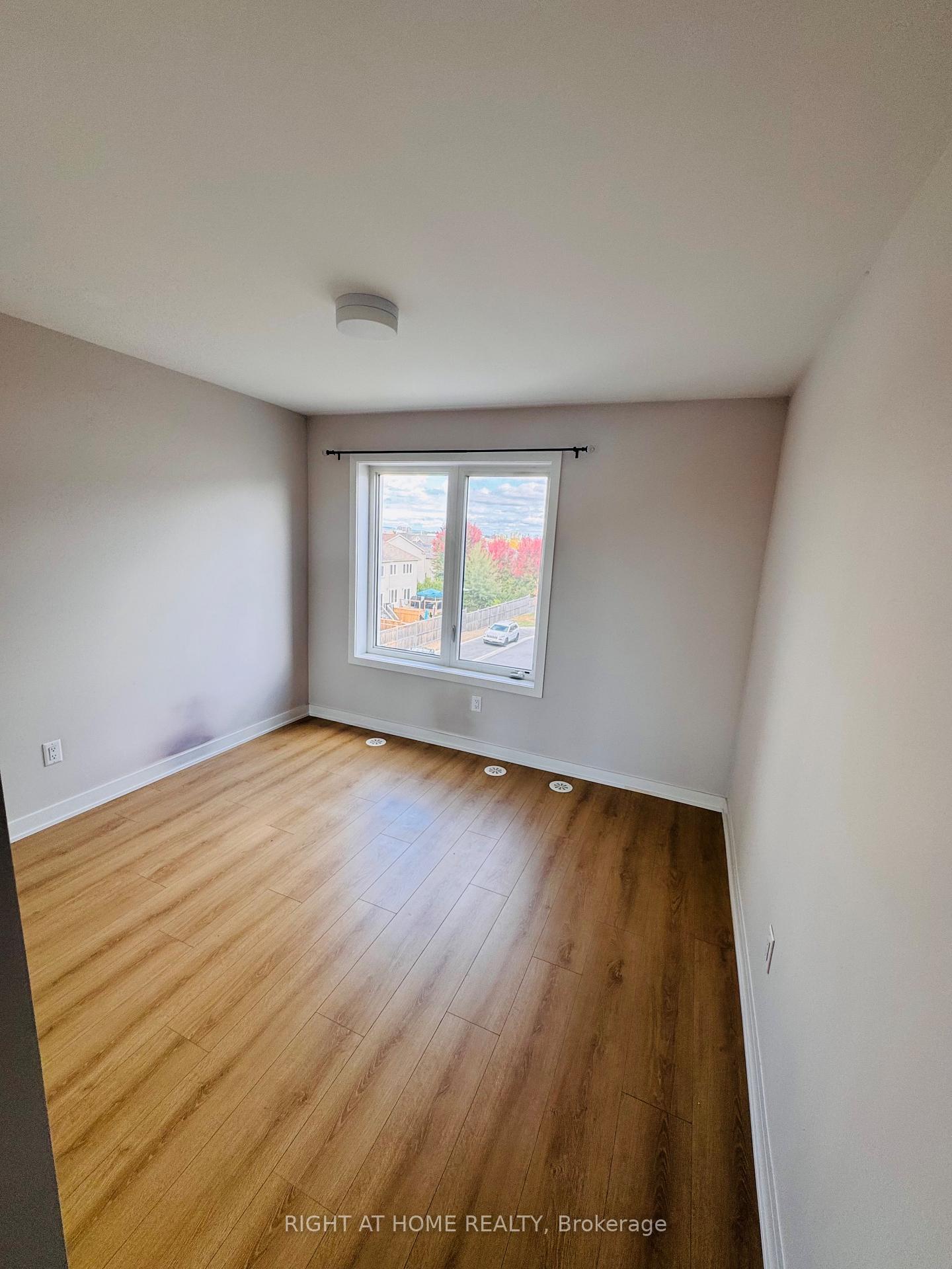 Photo 13 of 794 Kinstead Private, Ottawa, Stittsville (North) — HOMEH
