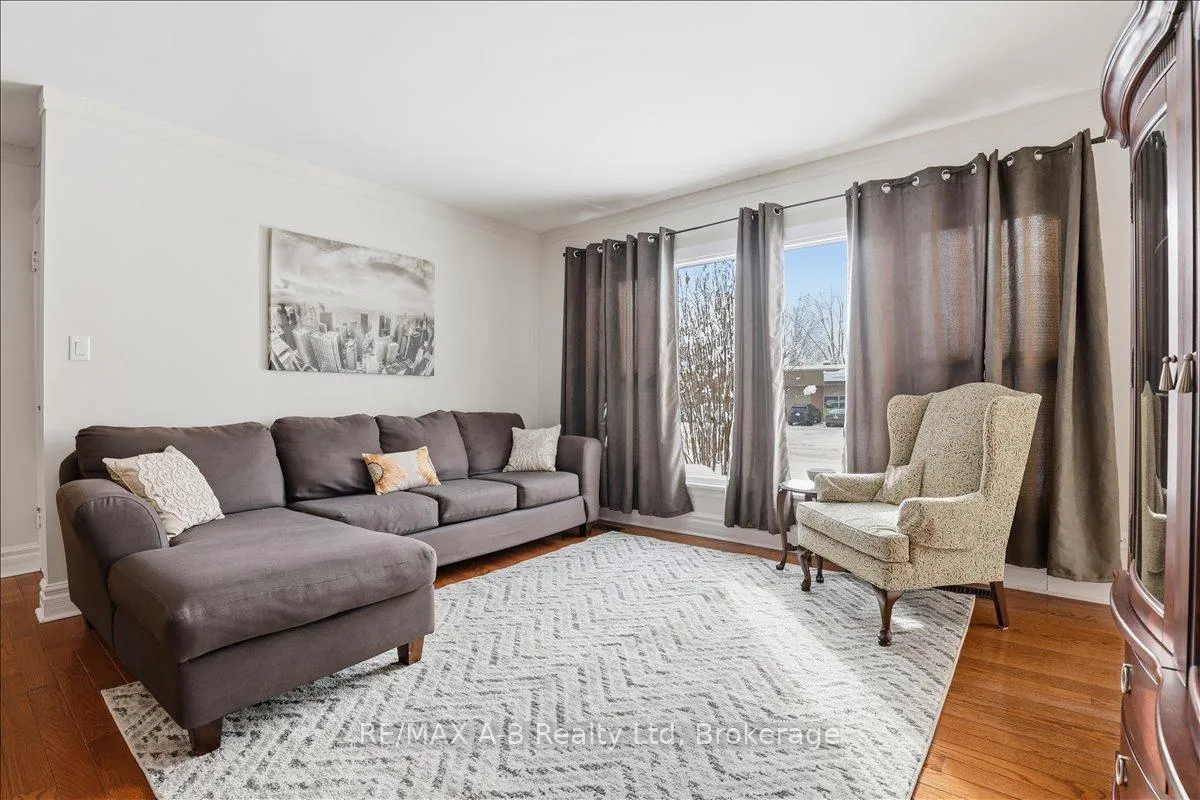 Photo 6 of 296 Huron Street, Stratford — HOMEH