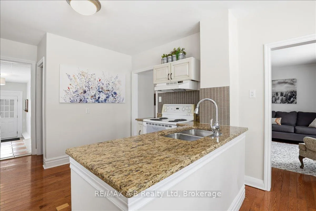 Photo 13 of 296 Huron Street, Stratford — HOMEH