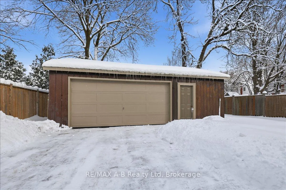 Photo 42 of 296 Huron Street, Stratford — HOMEH