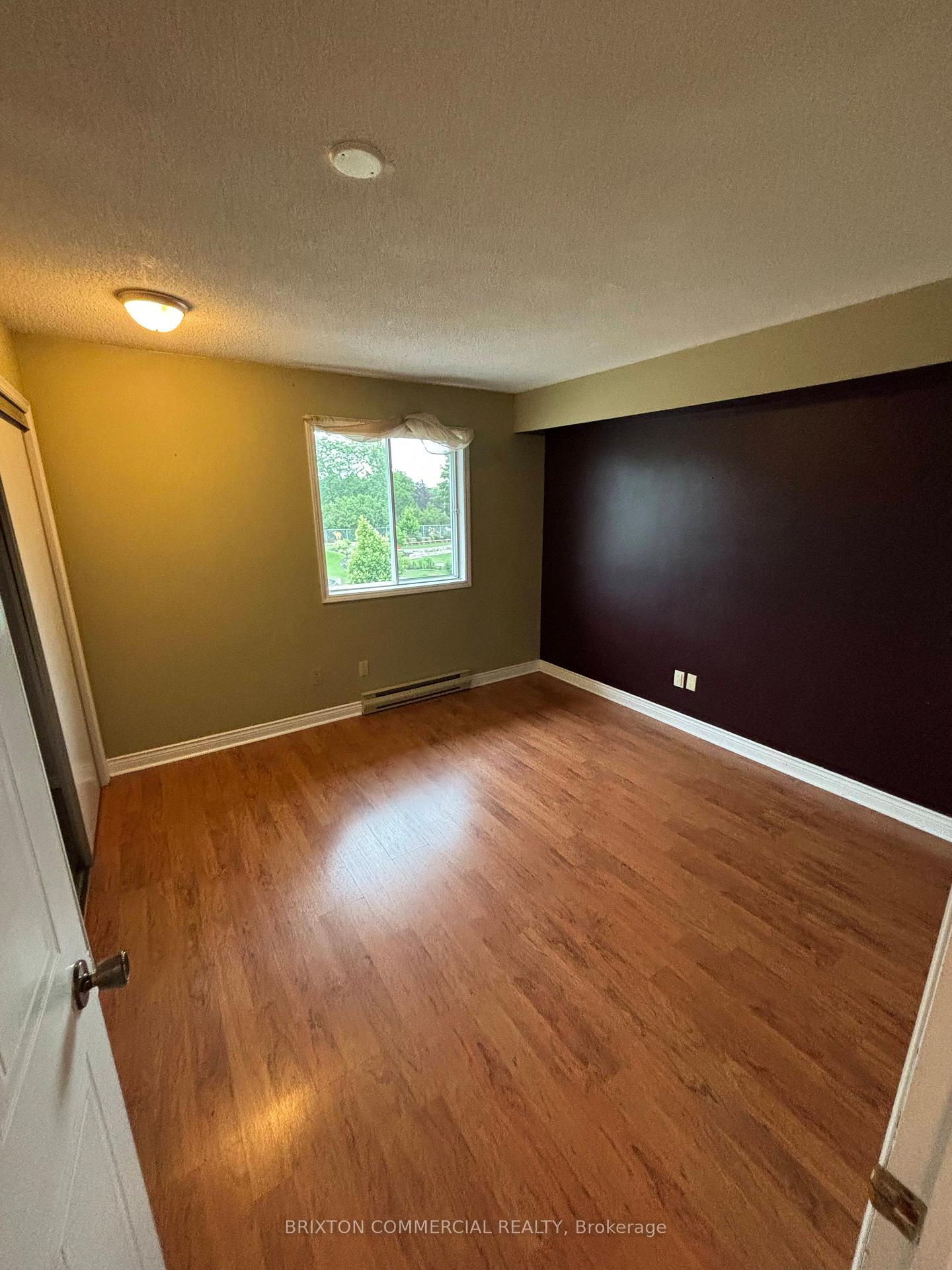Photo 5 of Unit 304, 75 Elm Street, St. Thomas — HOMEH