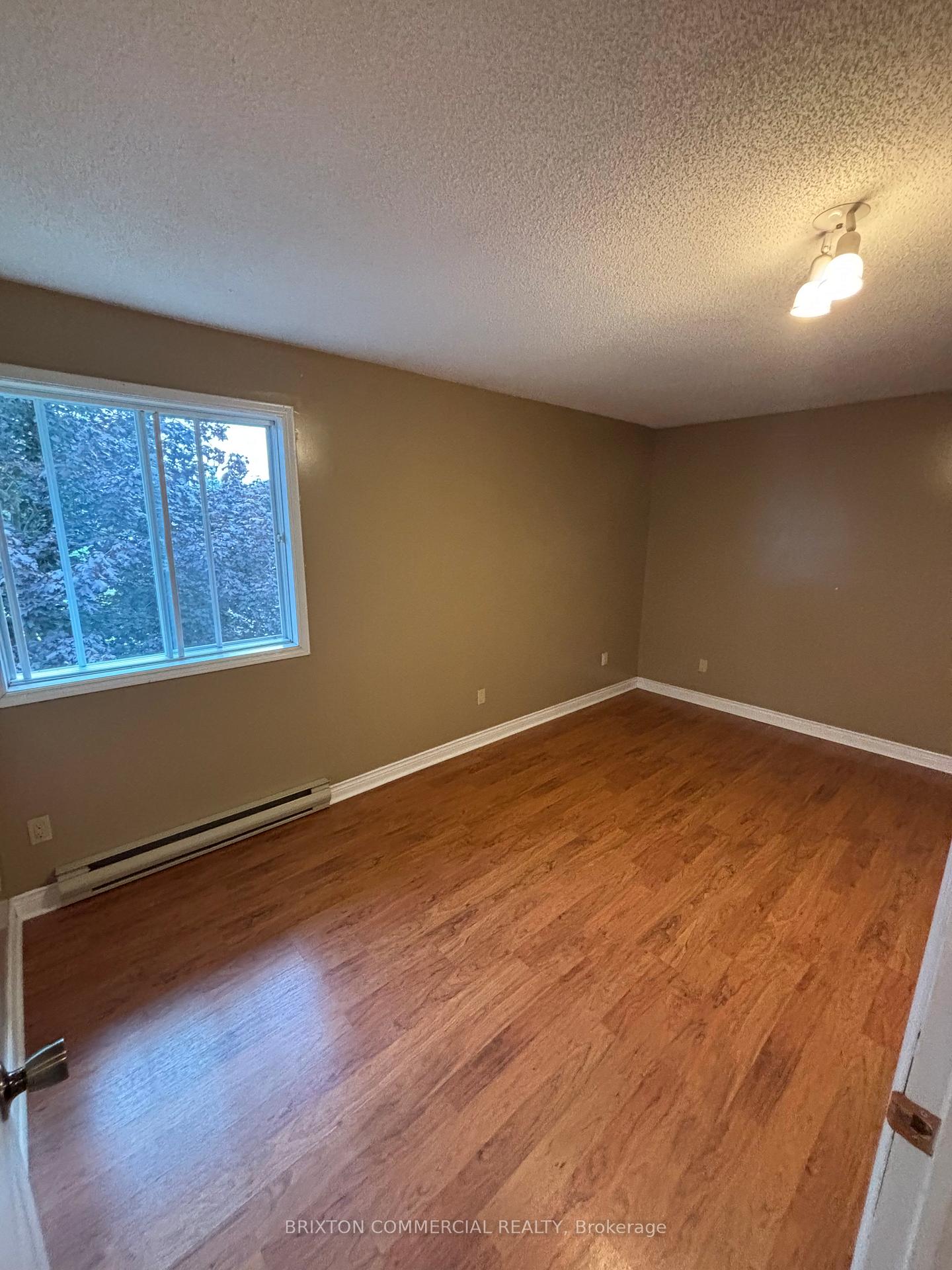 Photo 6 of Unit 304, 75 Elm Street, St. Thomas — HOMEH