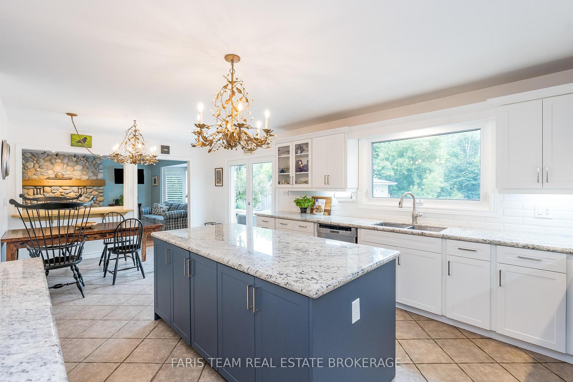 Photo 7 of 32 Cairns Boulevard, Springwater, Midhurst — HOMEH