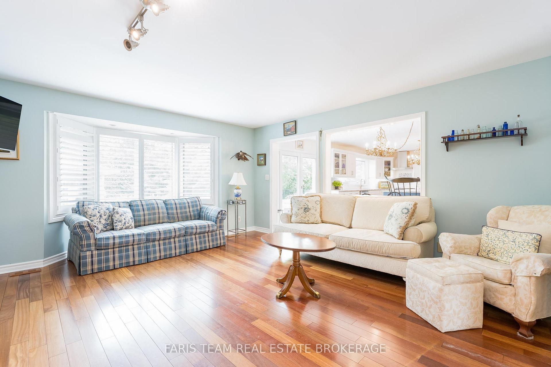 Photo 13 of 32 Cairns Boulevard, Springwater, Midhurst — HOMEH