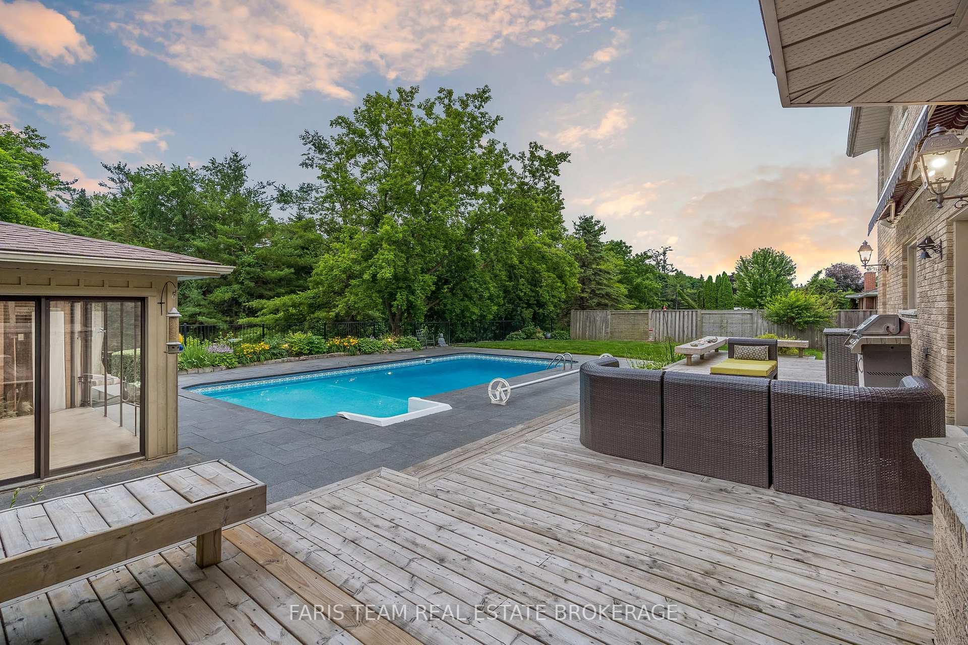 Photo 39 of 32 Cairns Boulevard, Springwater, Midhurst — HOMEH