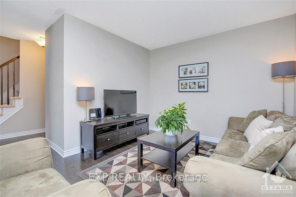 Photo 10 of 220 Cayman Road, Ottawa, Stittsville (North) — HOMEH