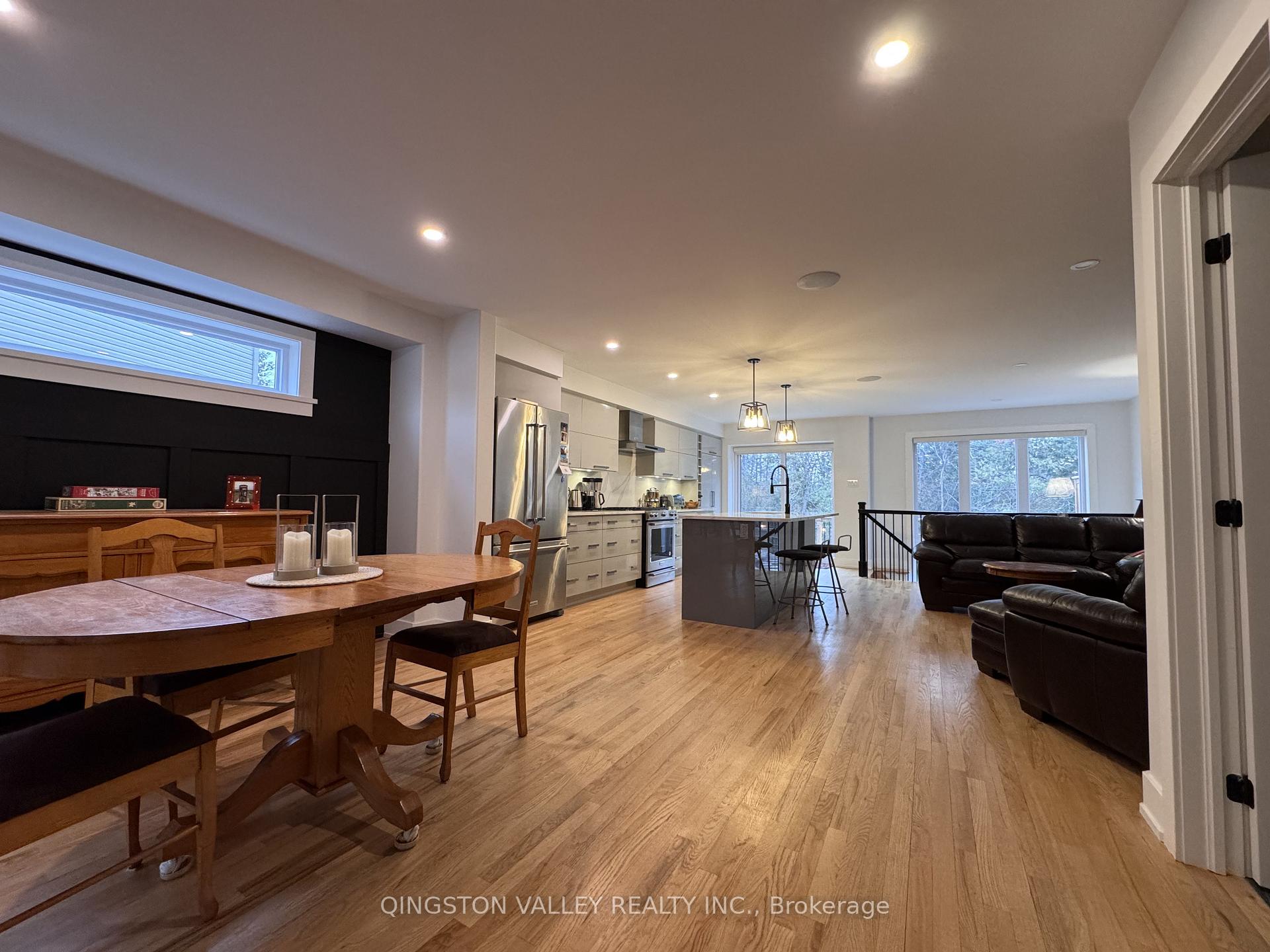 Photo 3 of 58 Porter Street, Ottawa, Stittsville (South) — HOMEH