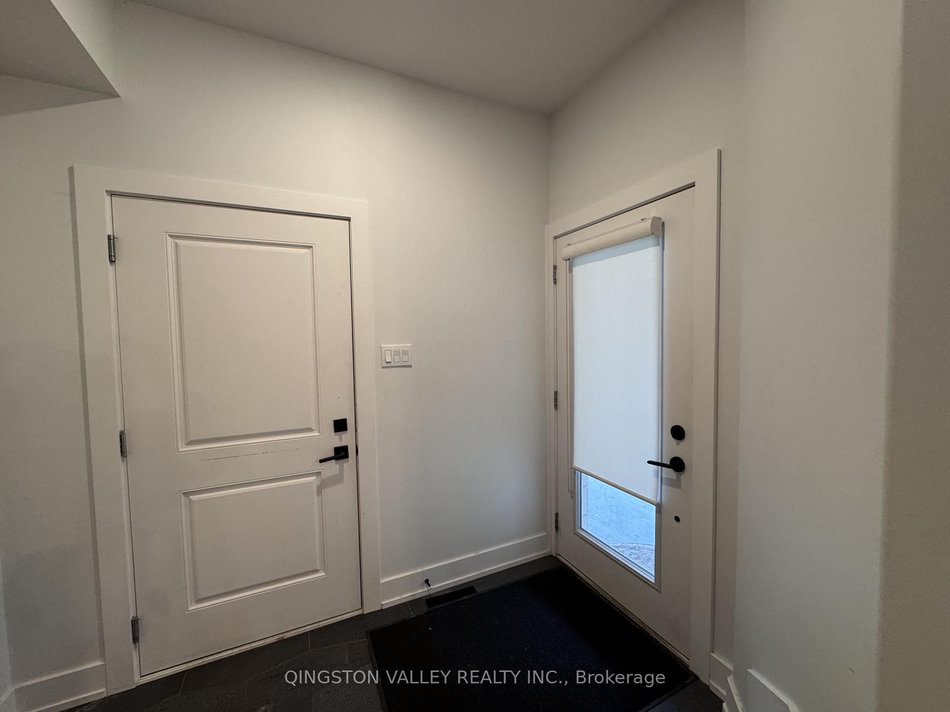 Photo 4 of 58 Porter Street, Ottawa, Stittsville (South) — HOMEH