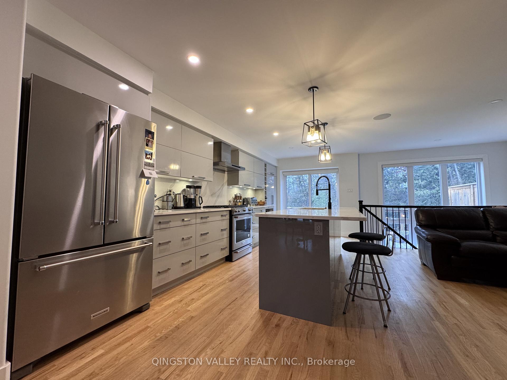 Photo 10 of 58 Porter Street, Ottawa, Stittsville (South) — HOMEH