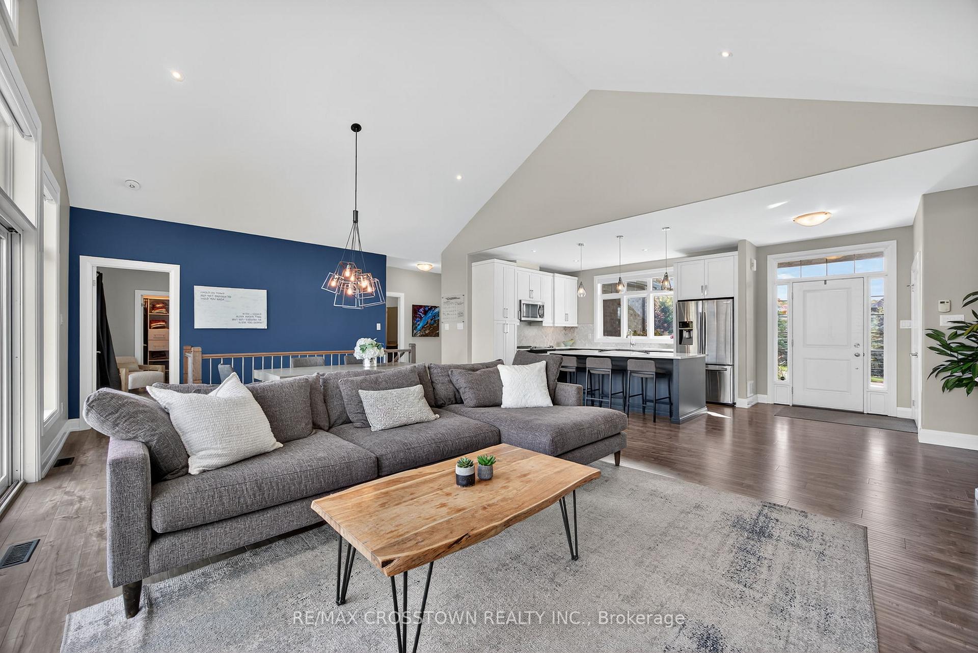 Photo 7 of 72 Glenhuron Drive, Springwater, Midhurst — HOMEH
