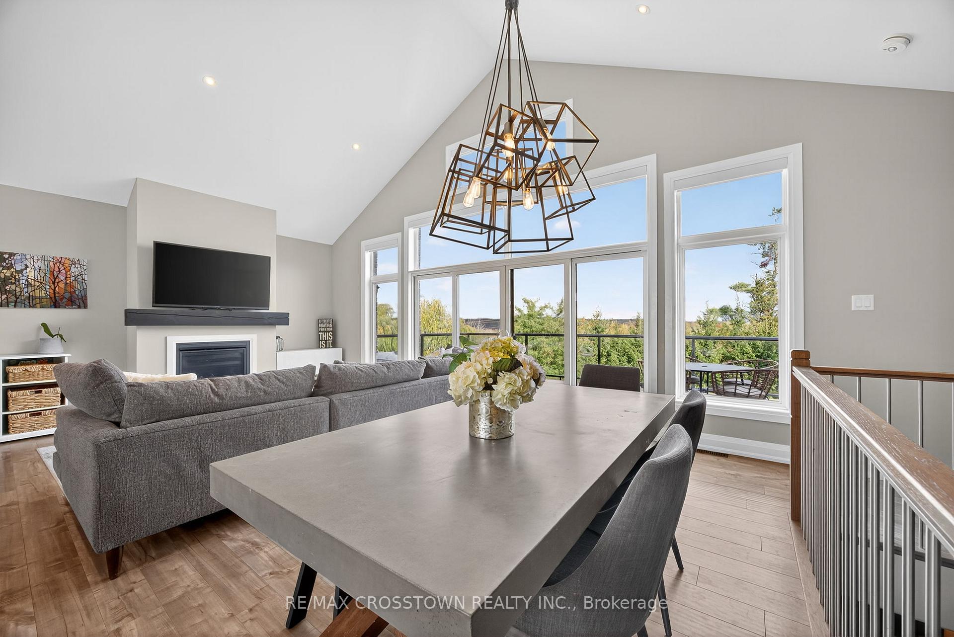 Photo 9 of 72 Glenhuron Drive, Springwater, Midhurst — HOMEH