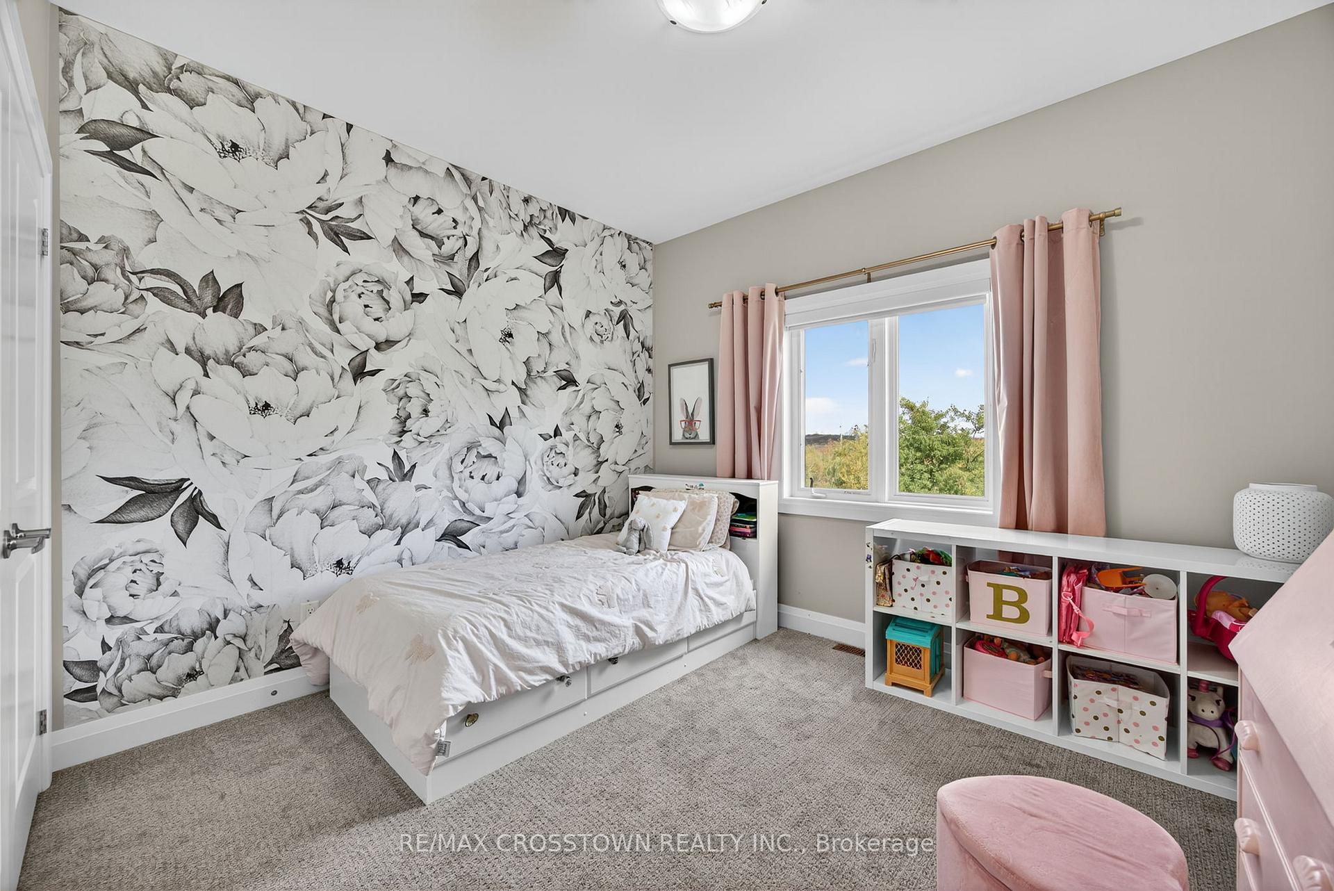 Photo 17 of 72 Glenhuron Drive, Springwater, Midhurst — HOMEH