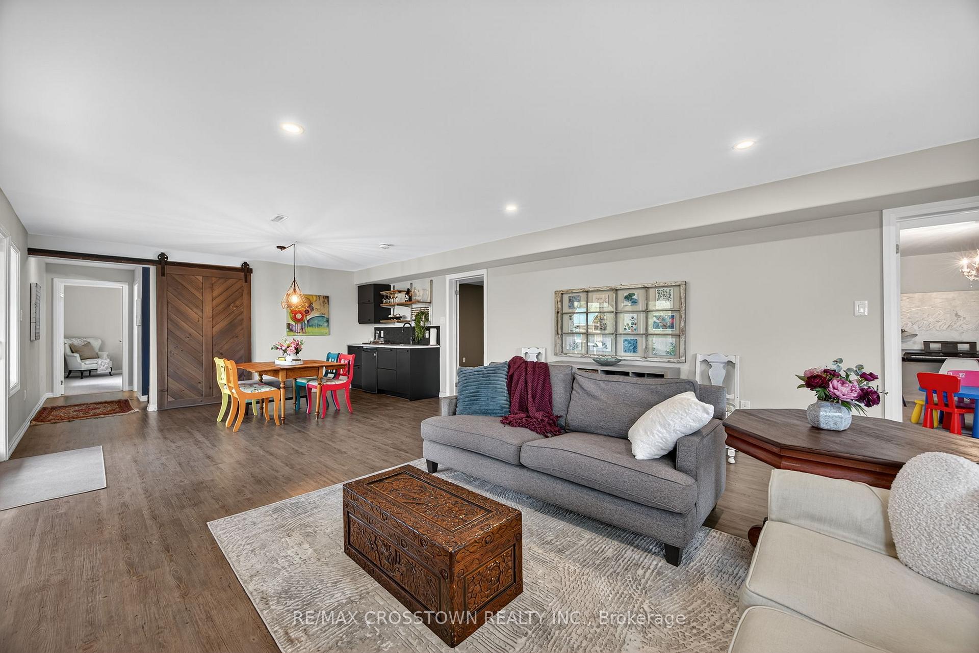 Photo 30 of 72 Glenhuron Drive, Springwater, Midhurst — HOMEH
