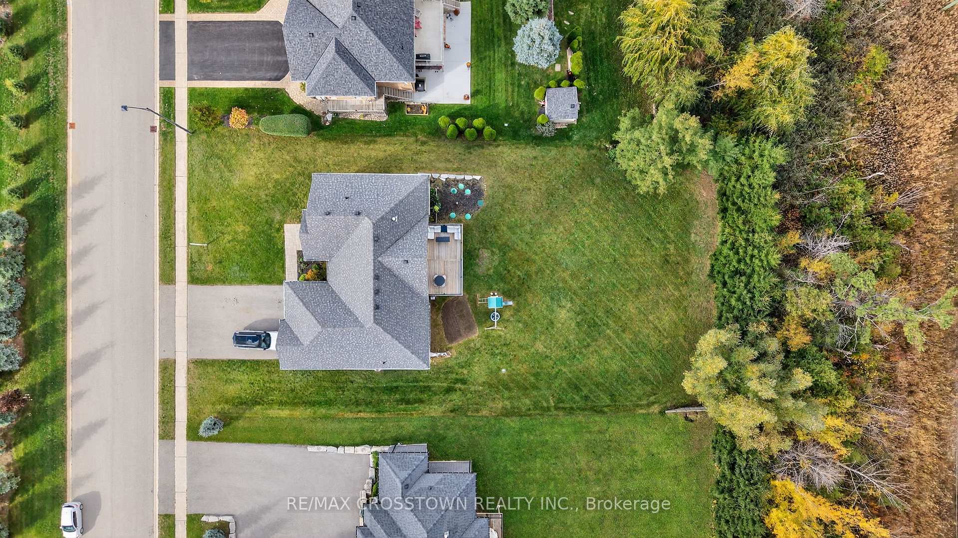 Photo 42 of 72 Glenhuron Drive, Springwater, Midhurst — HOMEH