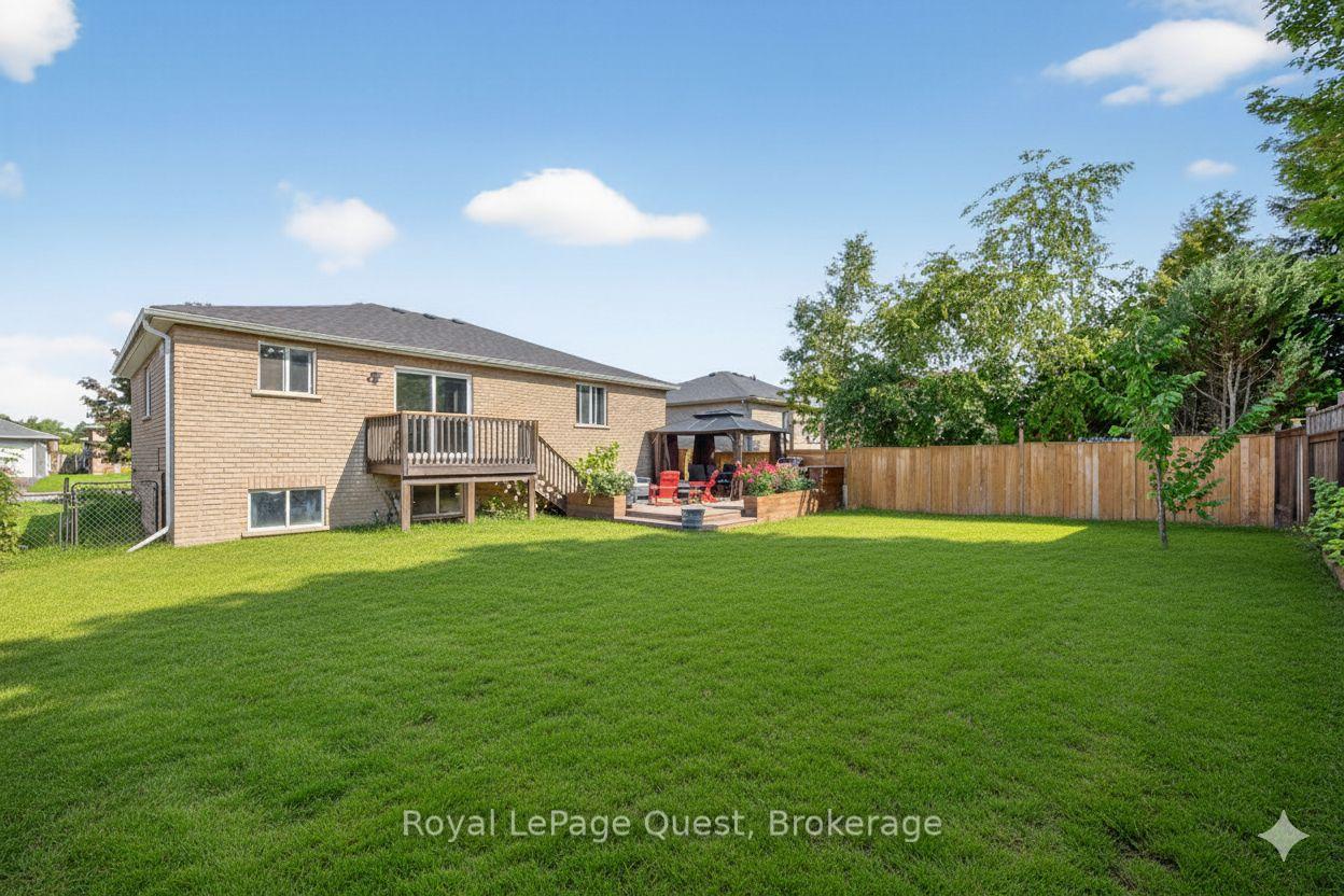 Photo 8 of 13 Graham Street, Springwater, Elmvale — HOMEH