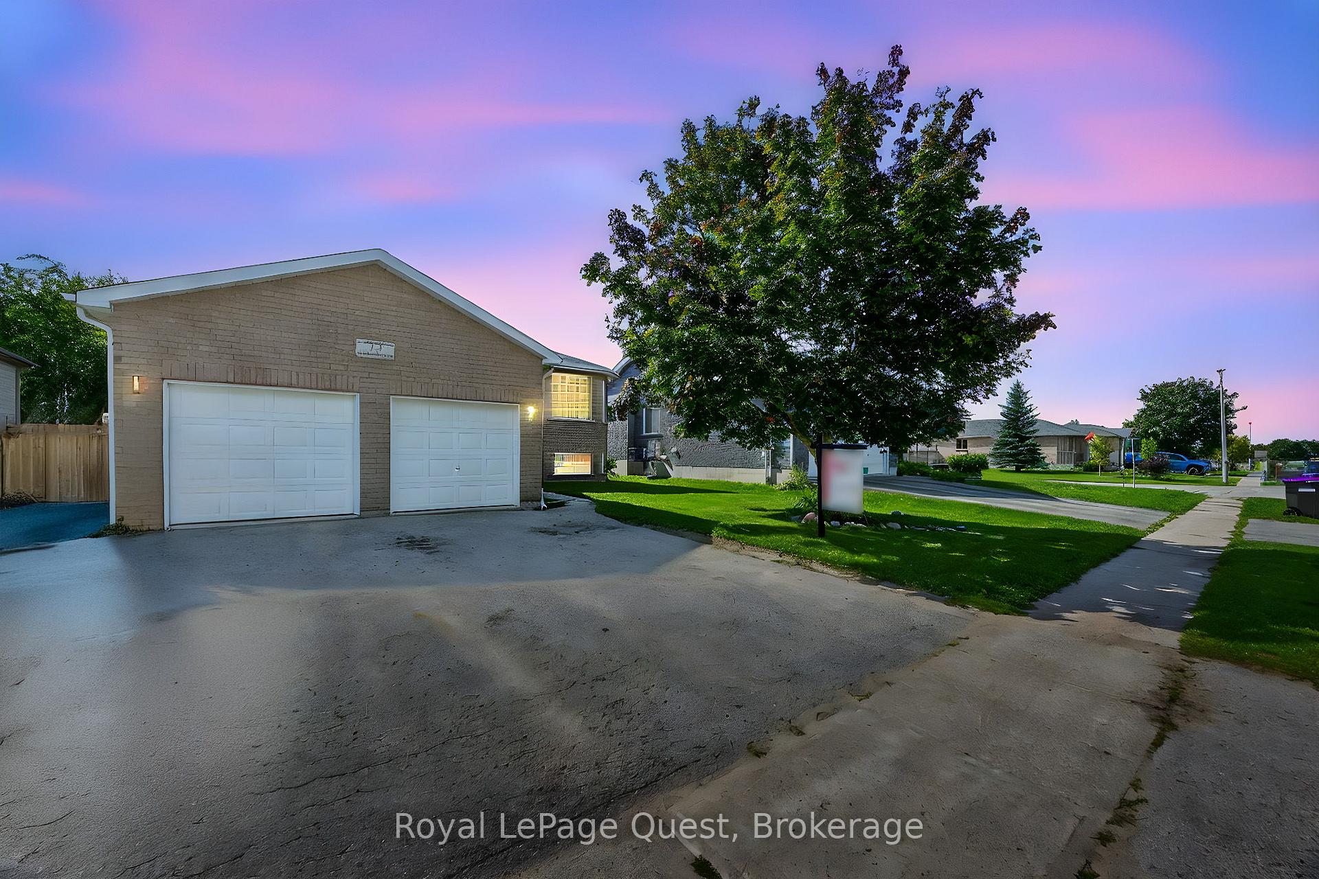 Photo 11 of 13 Graham Street, Springwater, Elmvale — HOMEH
