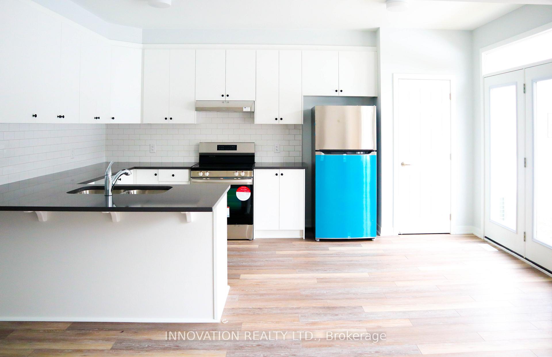 Photo 3 of 1062 Curraglass Walk, Ottawa, Stittsville (North) — HOMEH