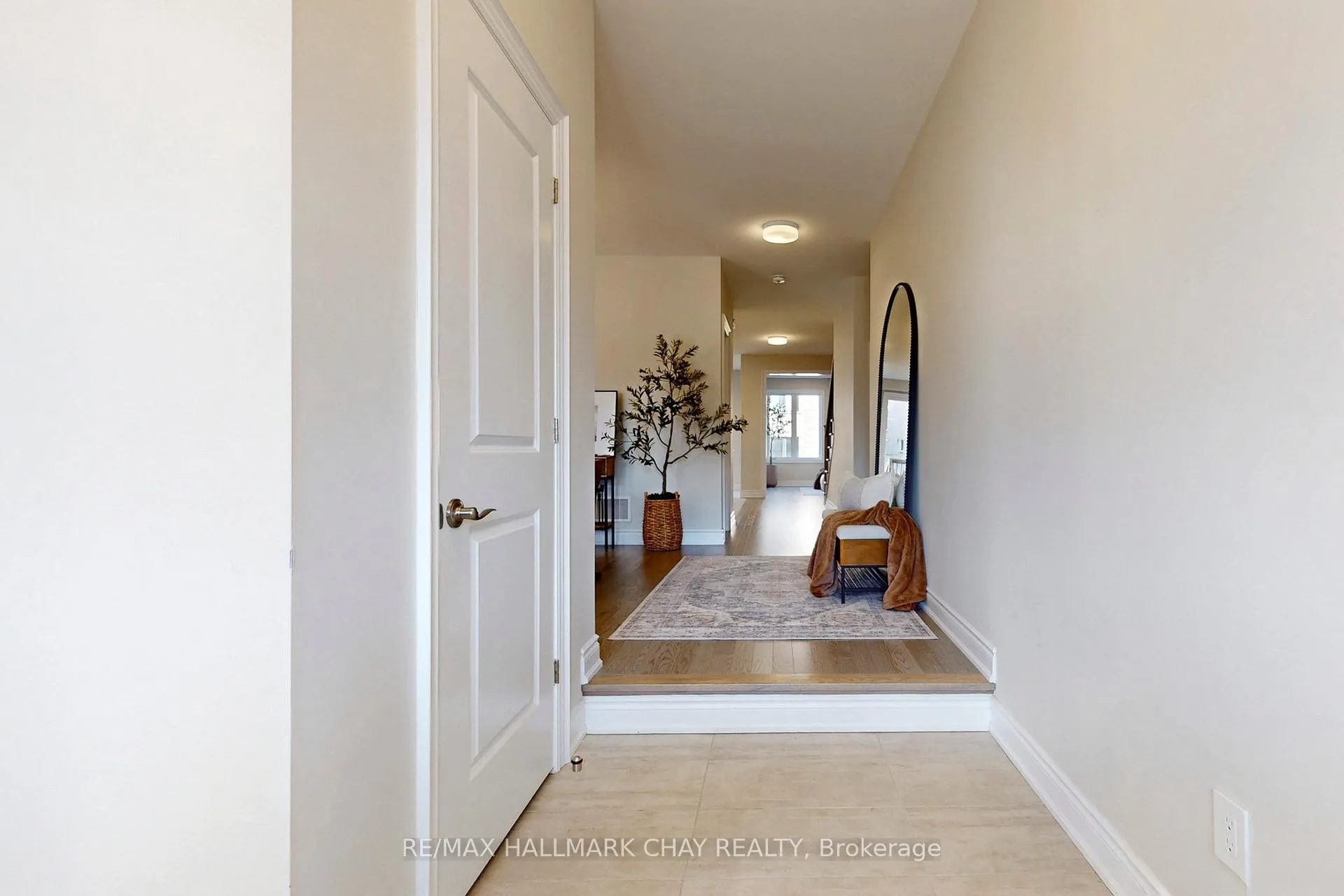 Photo 4 of 109 Bearberry Road, Springwater, Midhurst — HOMEH