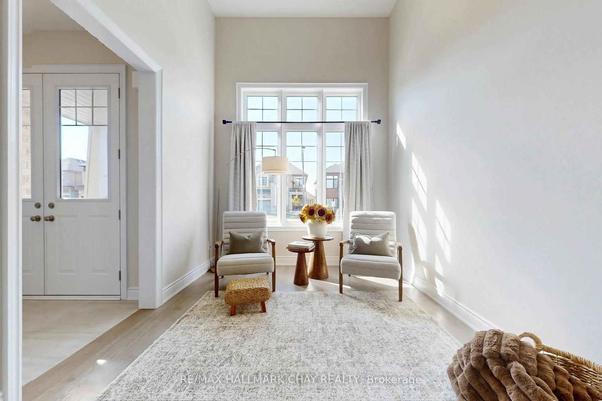 Photo 5 of 109 Bearberry Road, Springwater, Midhurst — HOMEH