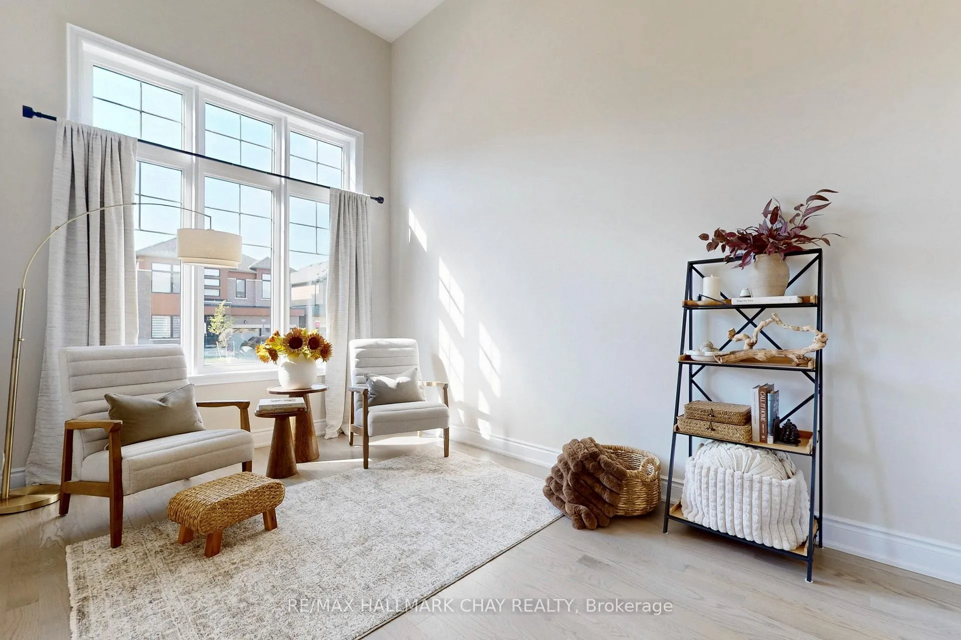 Photo 6 of 109 Bearberry Road, Springwater, Midhurst — HOMEH