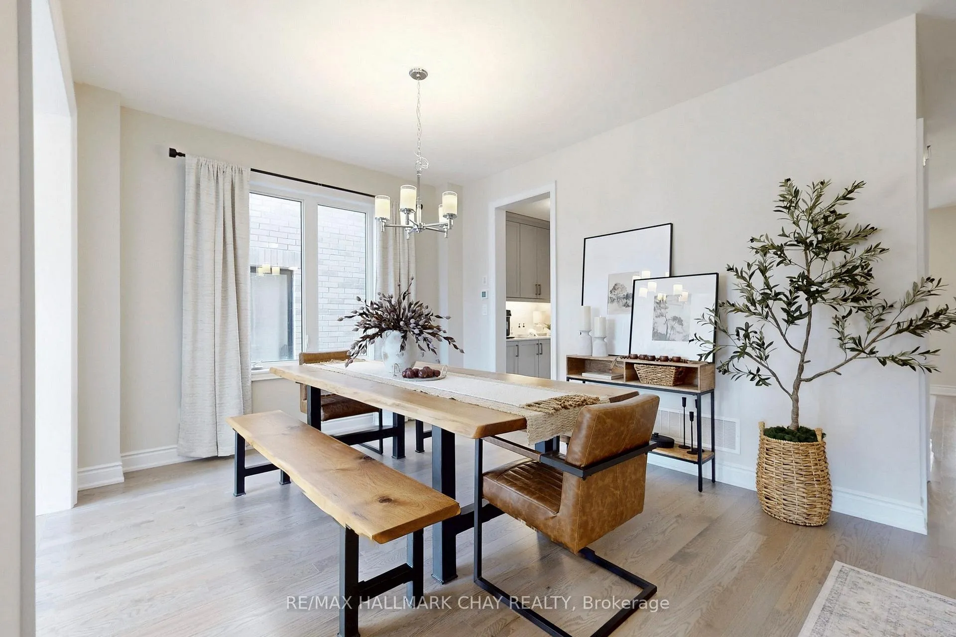 Photo 7 of 109 Bearberry Road, Springwater, Midhurst — HOMEH