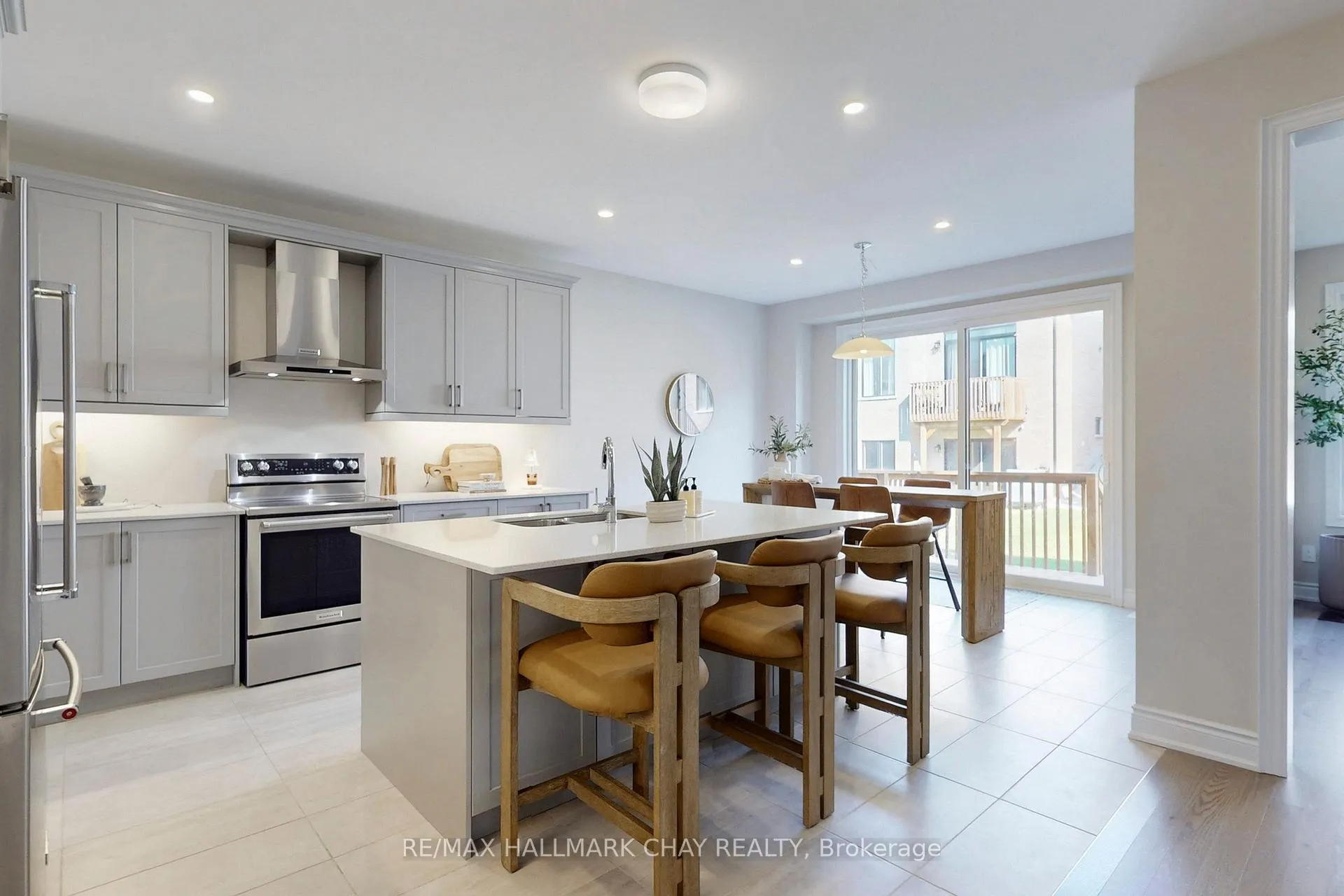 Photo 11 of 109 Bearberry Road, Springwater, Midhurst — HOMEH