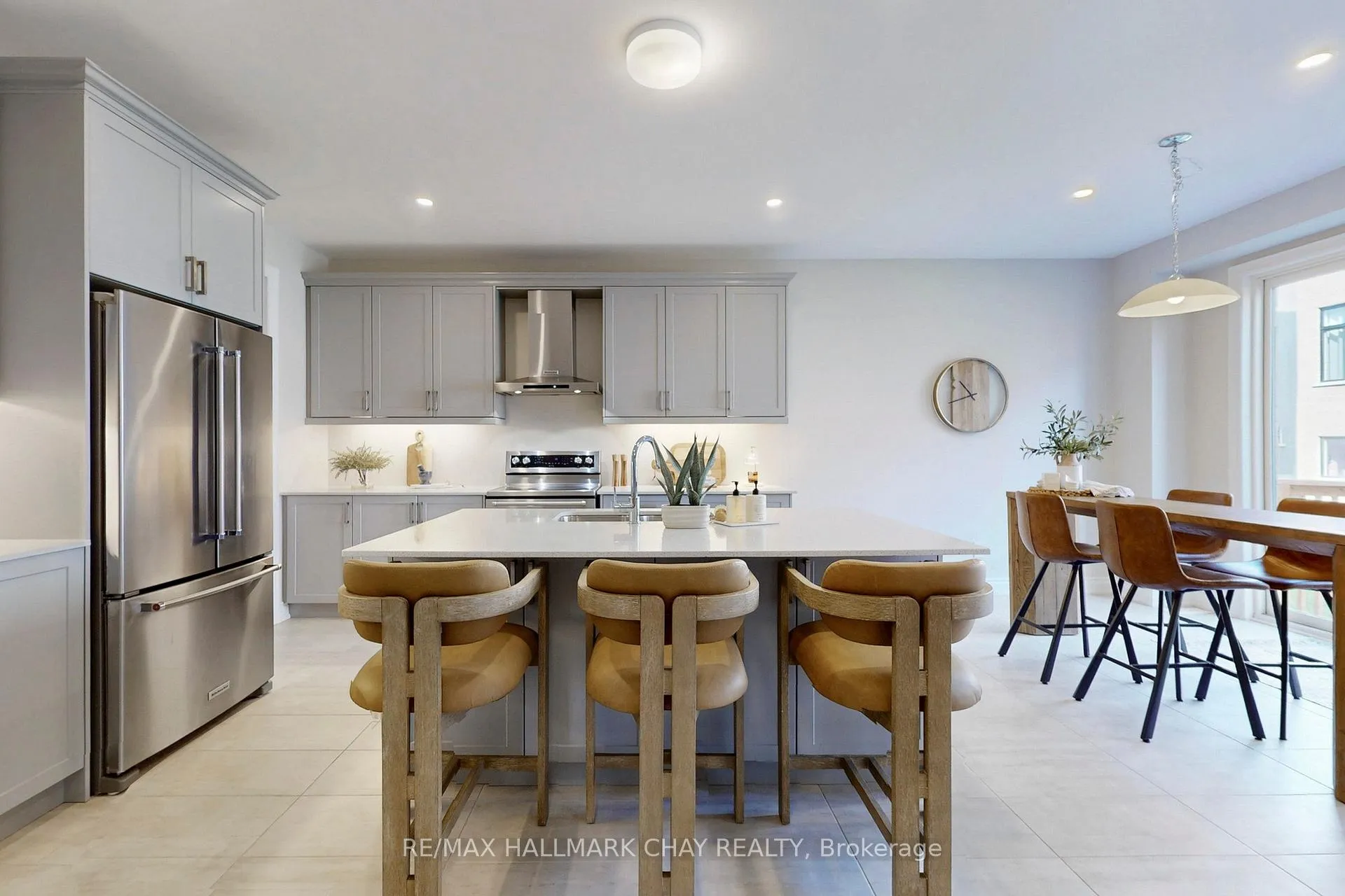 Photo 12 of 109 Bearberry Road, Springwater, Midhurst — HOMEH