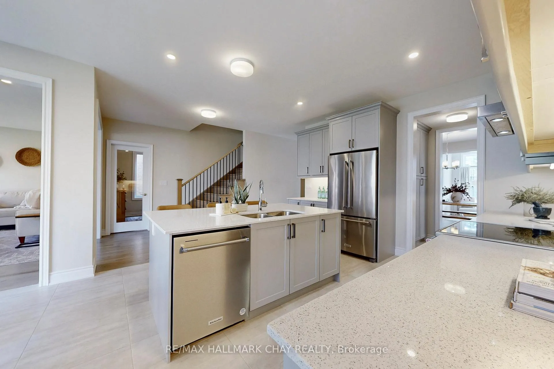 Photo 17 of 109 Bearberry Road, Springwater, Midhurst — HOMEH