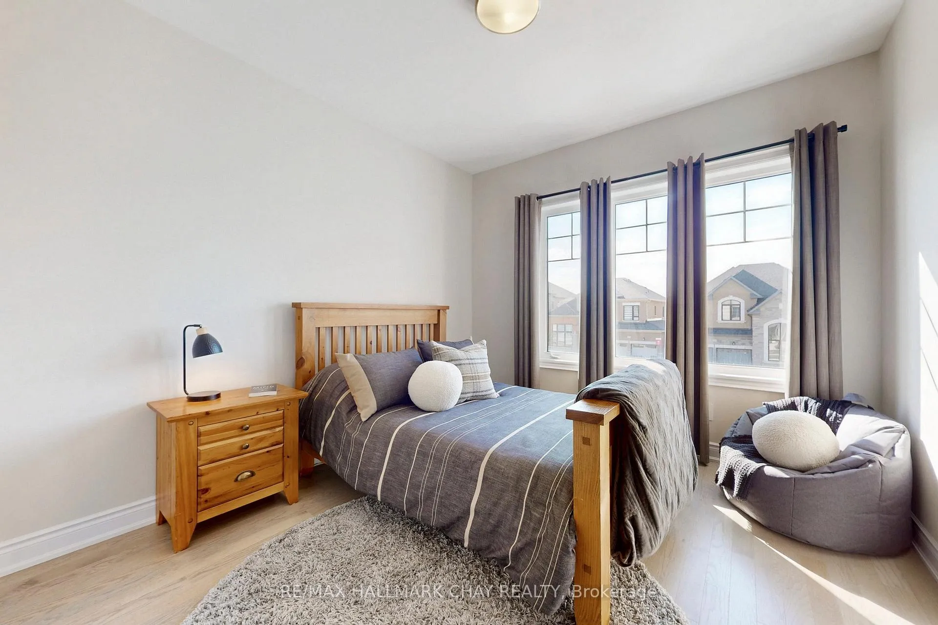 Photo 35 of 109 Bearberry Road, Springwater, Midhurst — HOMEH