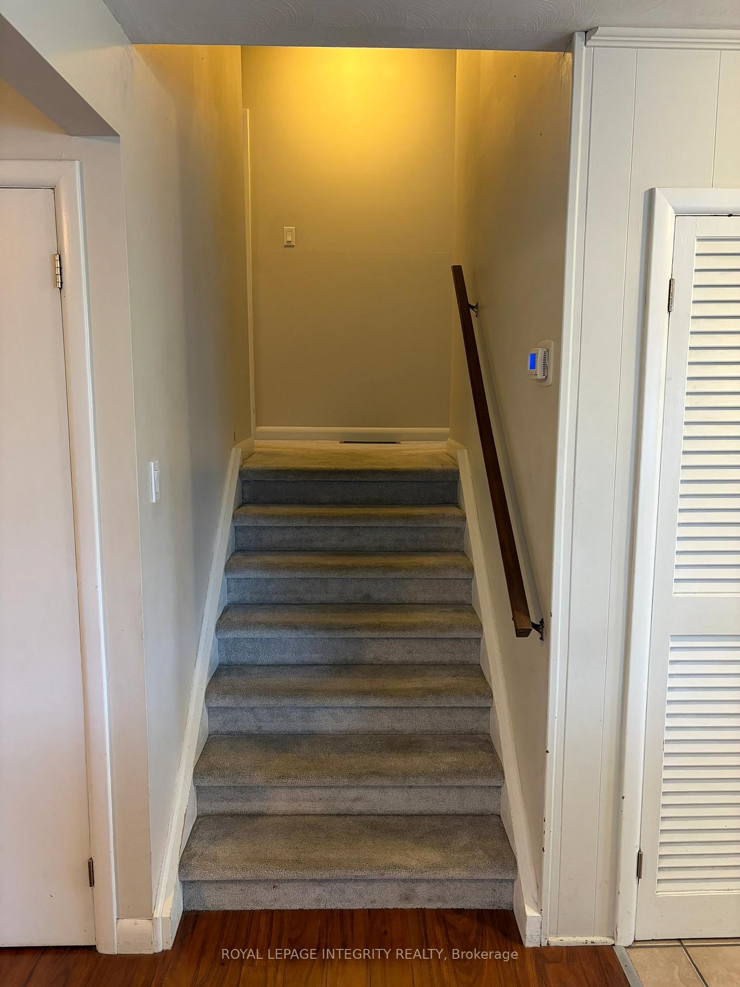 Photo 8 of 7 Lennox Street, Ottawa, Richmond — HOMEH