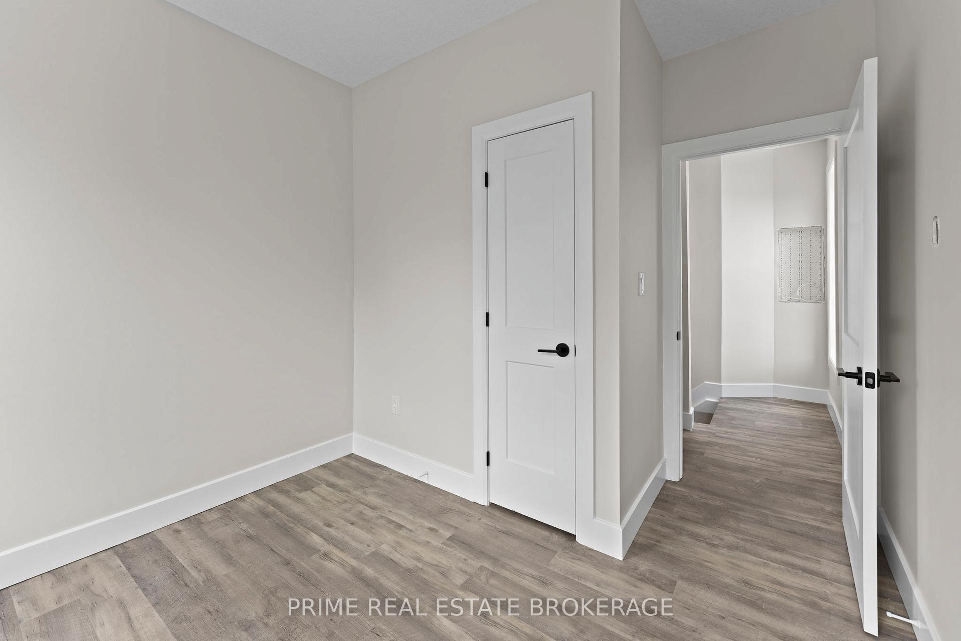 Photo 29 of Unit 8, 539 Talbot Street, St. Thomas — HOMEH
