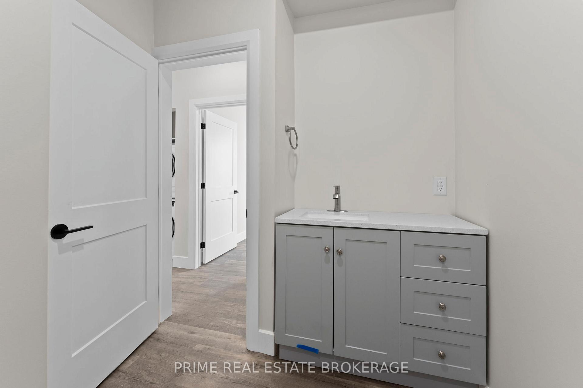 Photo 34 of Unit 8, 539 Talbot Street, St. Thomas — HOMEH