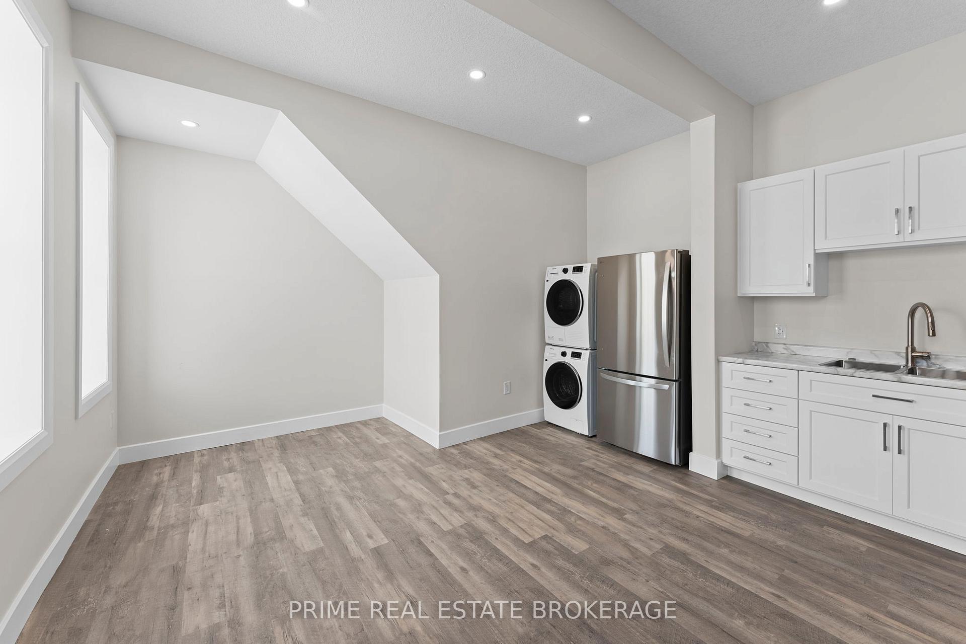 Photo 38 of Unit 8, 539 Talbot Street, St. Thomas — HOMEH