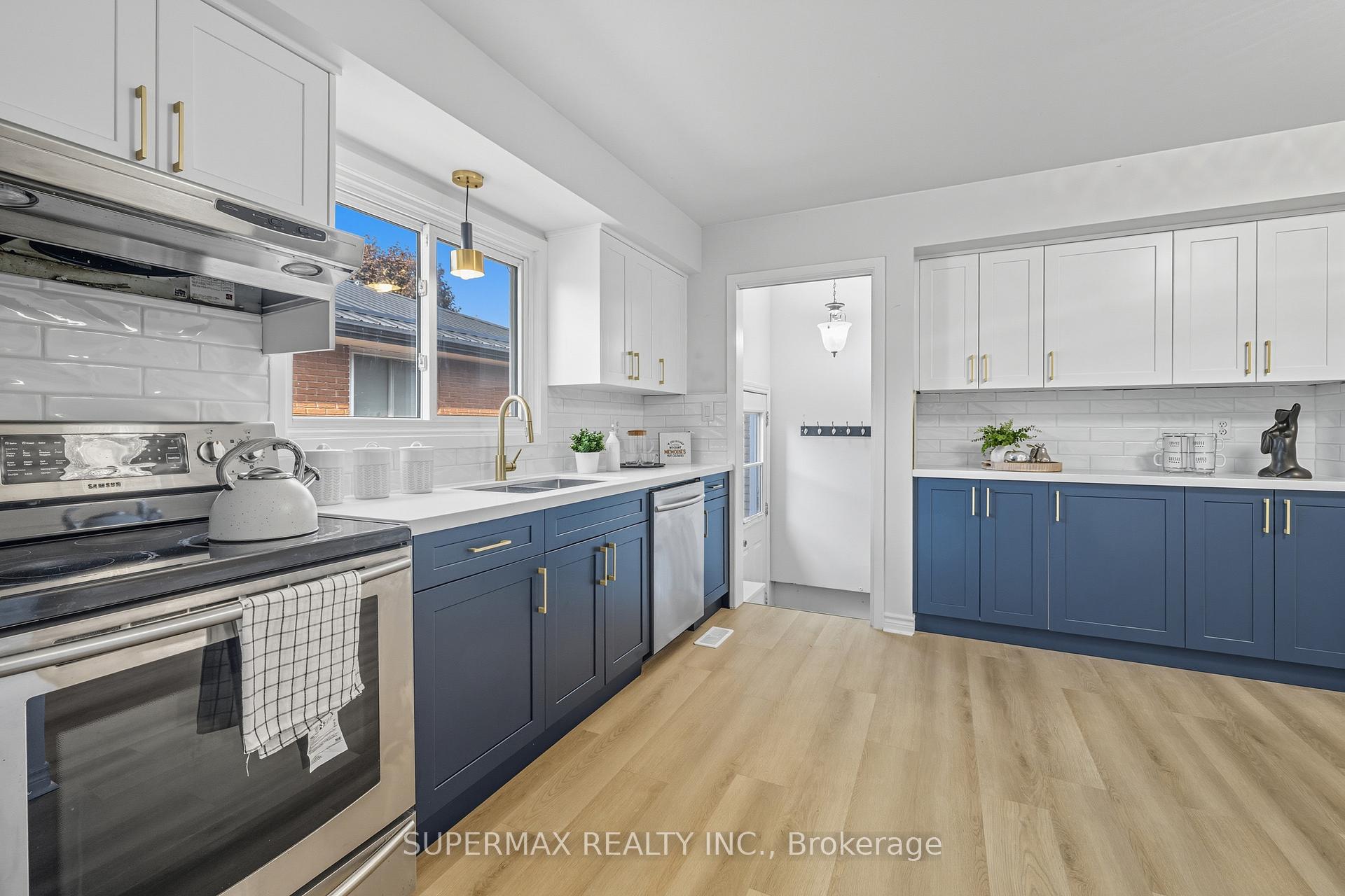 Photo 3 of 213 Highview Drive, St. Thomas — HOMEH