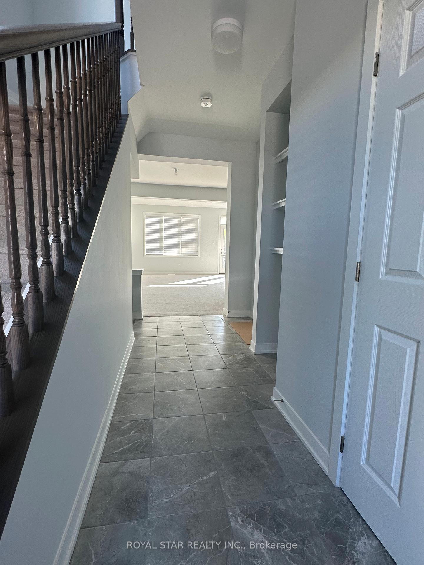 Photo 5 of 238 Billrian Crescent, Ottawa, Stittsville (North) — HOMEH