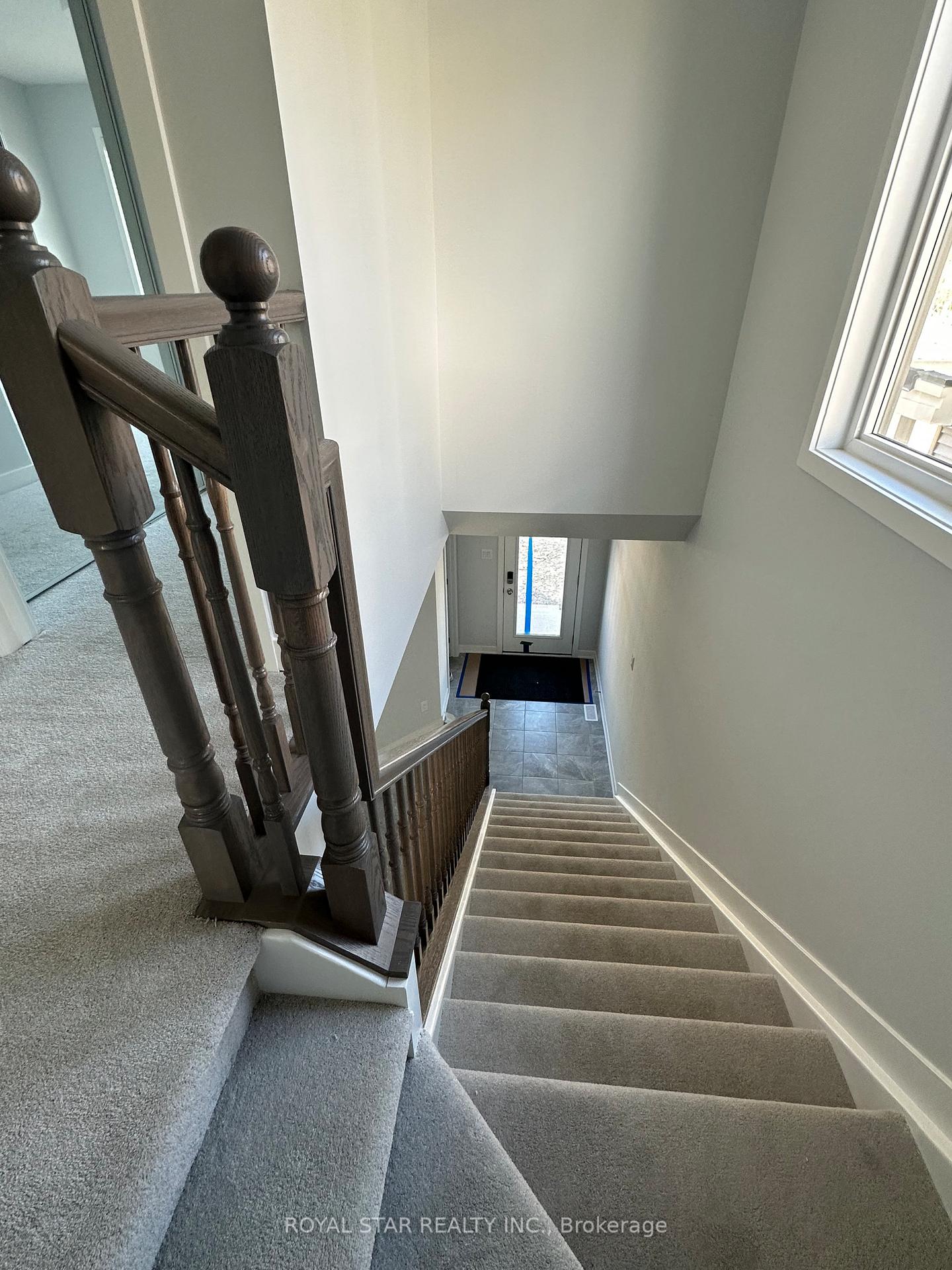 Photo 12 of 238 Billrian Crescent, Ottawa, Stittsville (North) — HOMEH