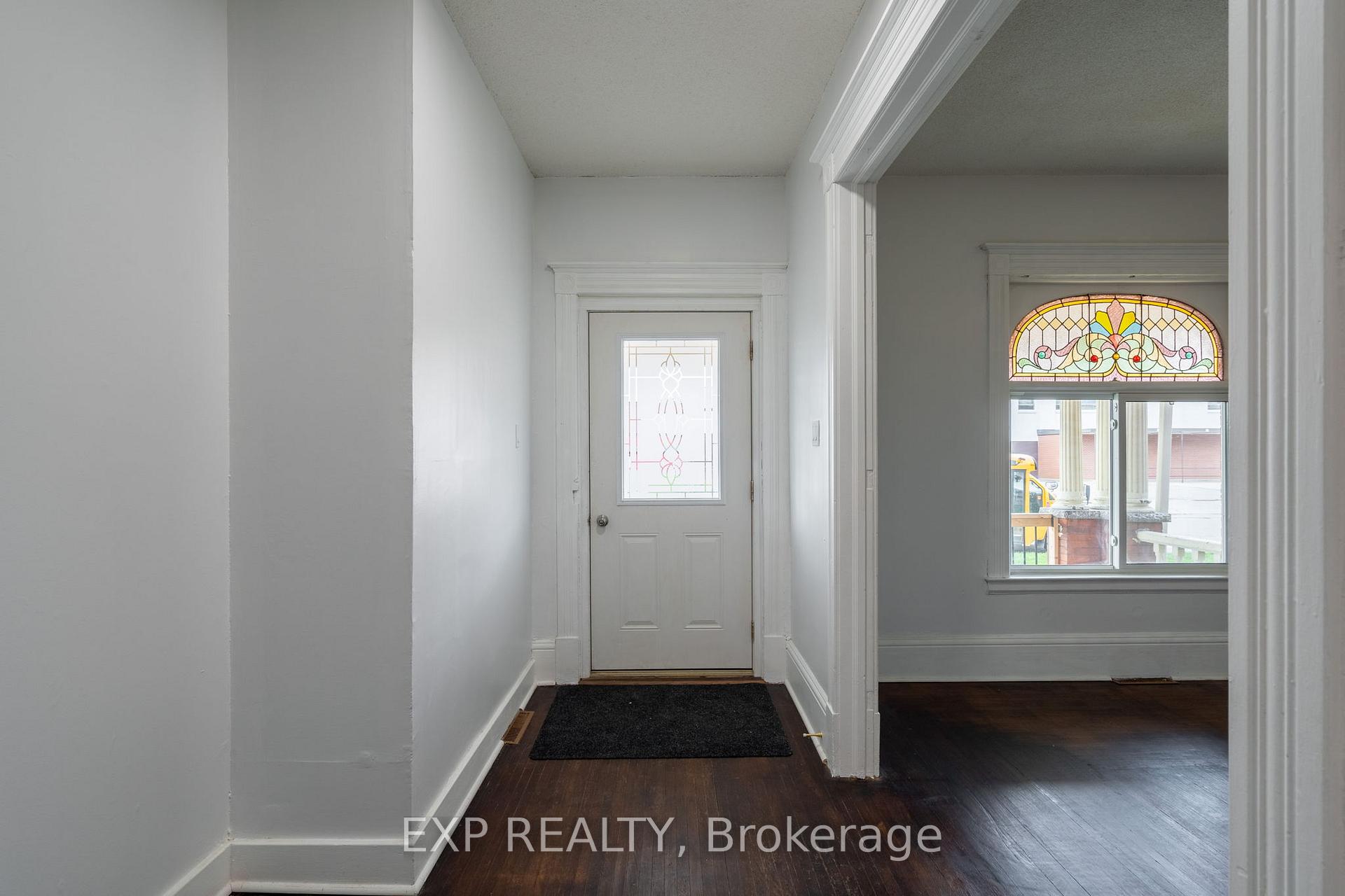 Photo 2 of Unit 1, 25 Horton Street, St. Thomas — HOMEH