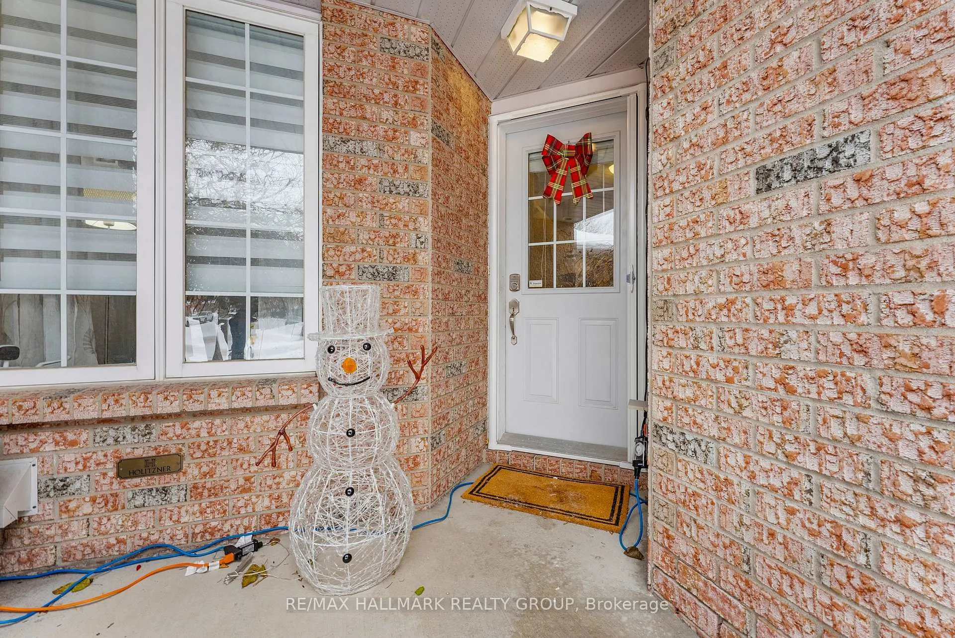 Photo 5 of 139 Whalings Circle, Ottawa, Stittsville (Central) — HOMEH