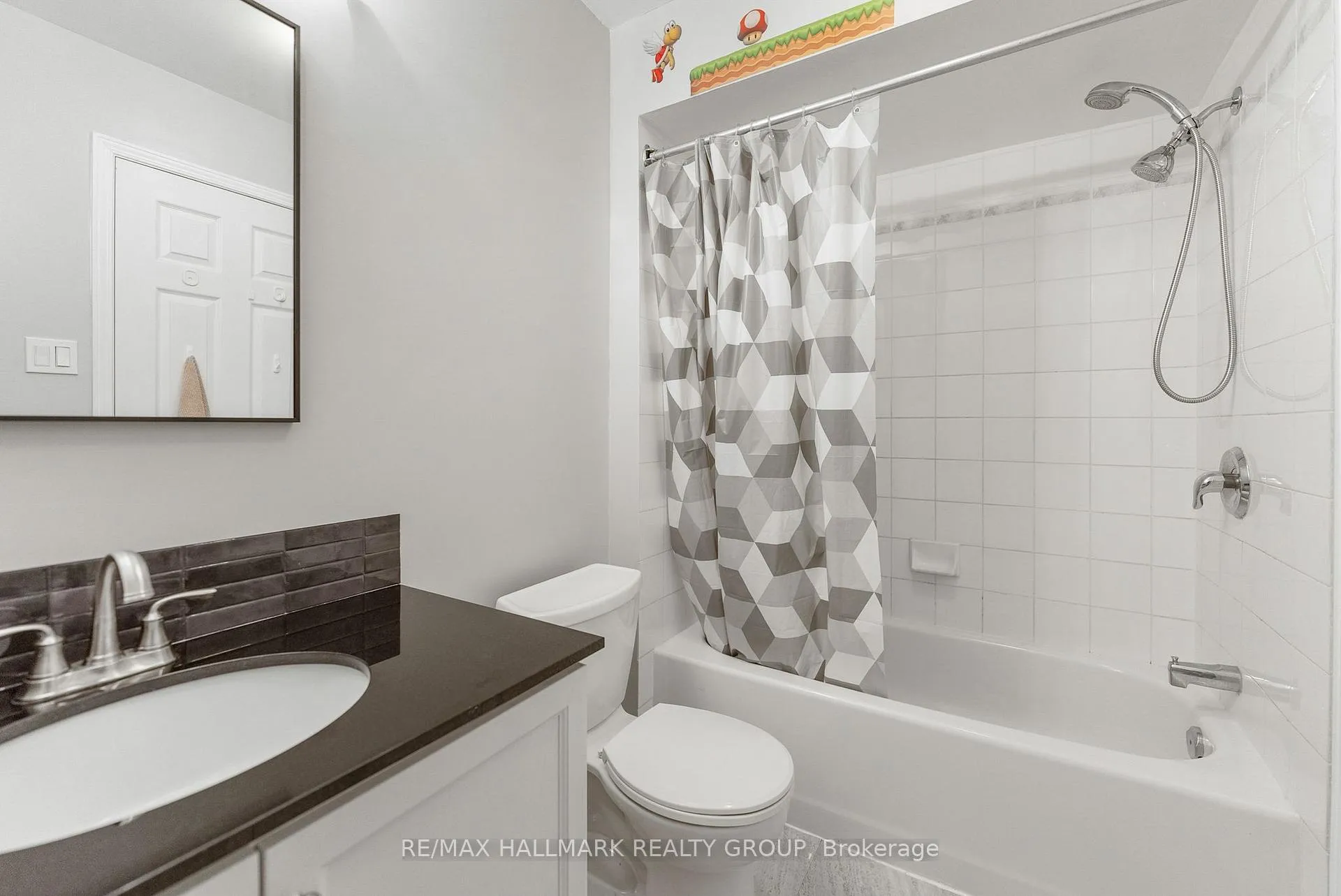 Photo 25 of 139 Whalings Circle, Ottawa, Stittsville (Central) — HOMEH