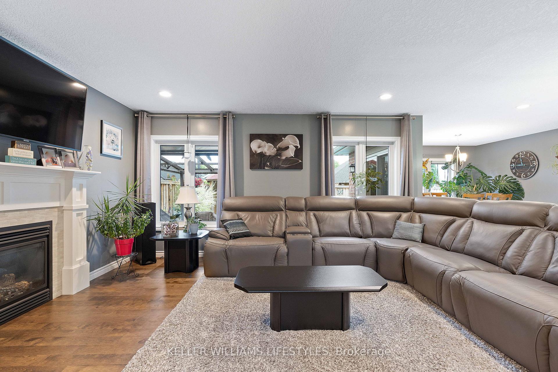 Photo 7 of 104 Westlake Drive, St. Thomas — HOMEH