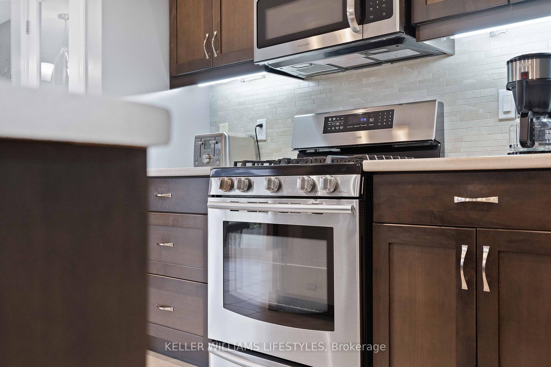 Photo 15 of 104 Westlake Drive, St. Thomas — HOMEH
