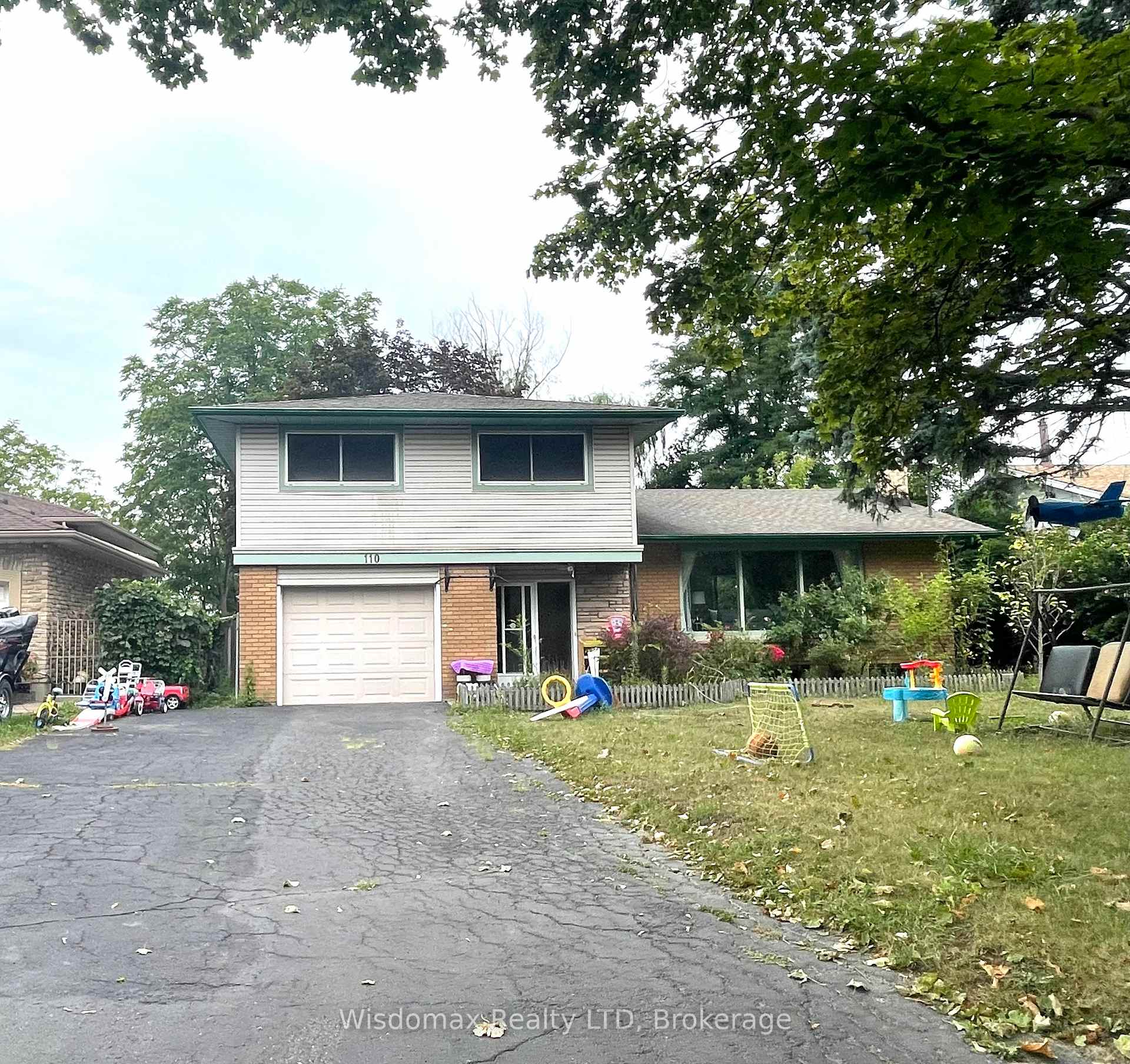 Front of 110 Riverview Boulevard