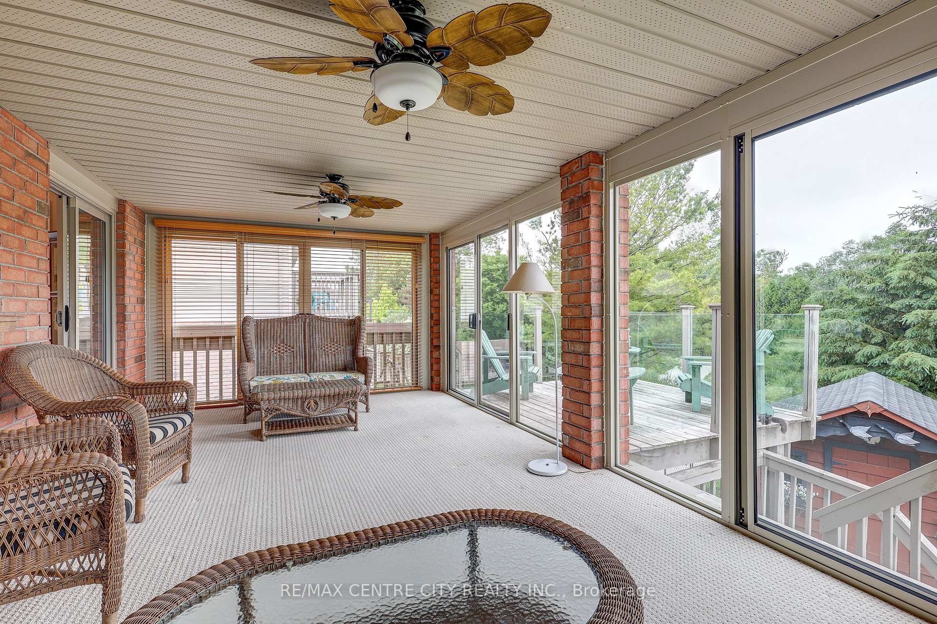 Photo 18 of 29 Hickory Lane, St. Thomas — HOMEH