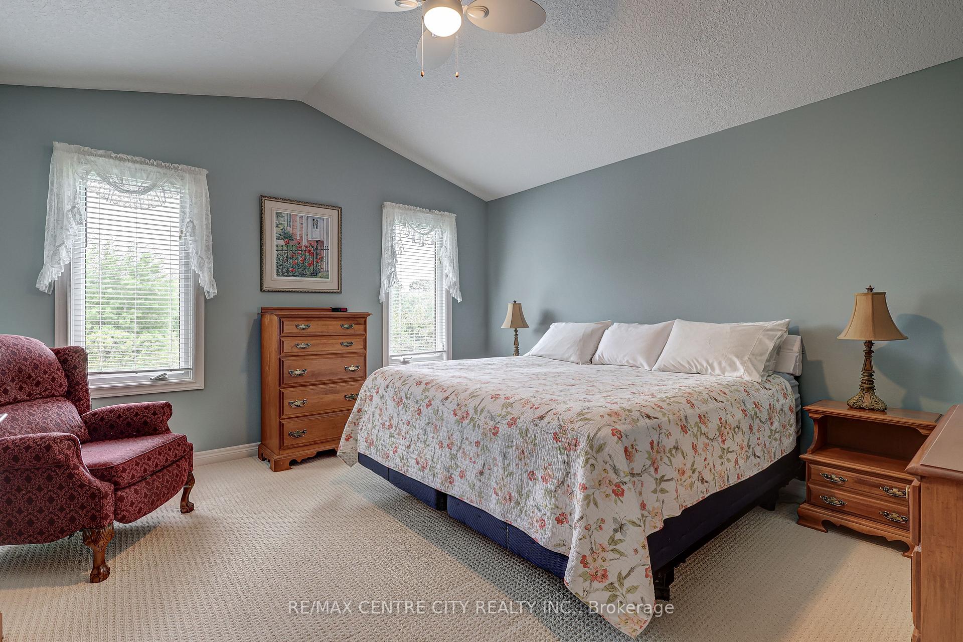 Photo 20 of 29 Hickory Lane, St. Thomas — HOMEH