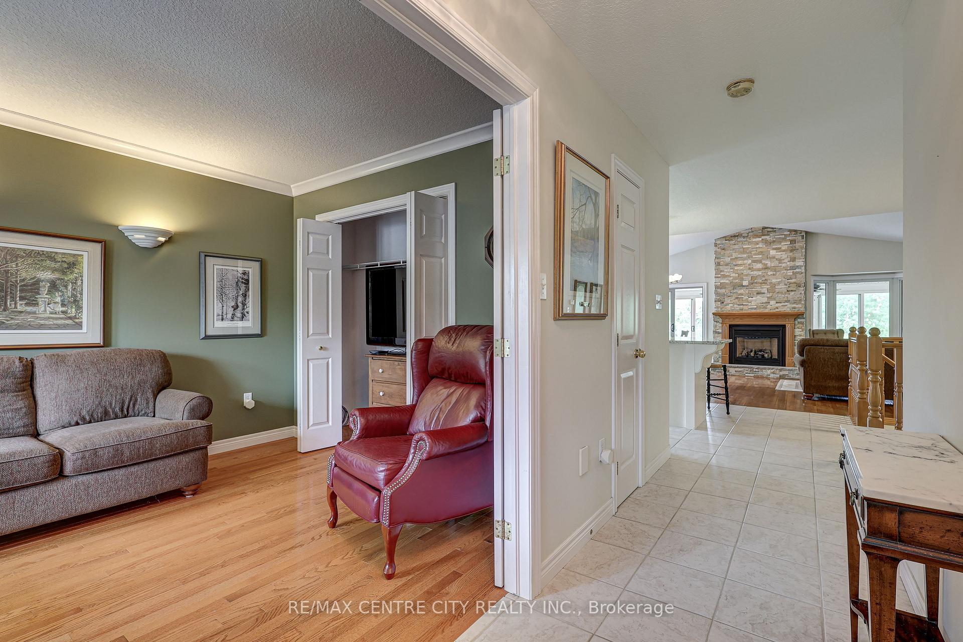 Photo 28 of 29 Hickory Lane, St. Thomas — HOMEH