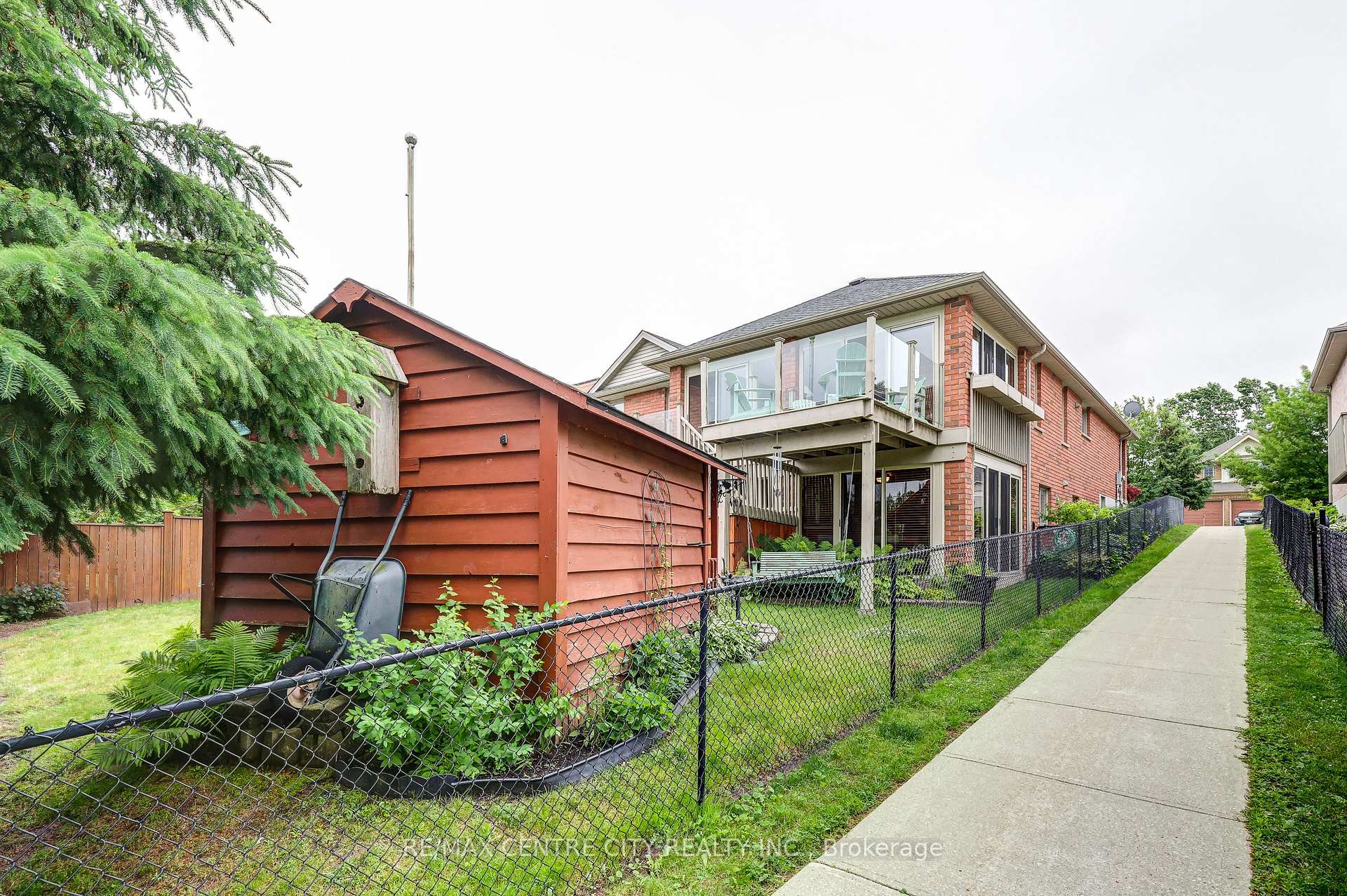 Photo 43 of 29 Hickory Lane, St. Thomas — HOMEH
