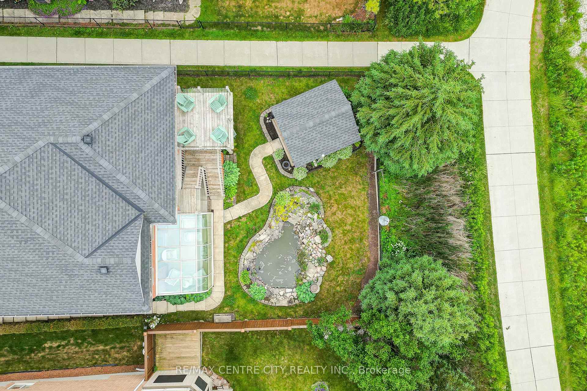 Photo 44 of 29 Hickory Lane, St. Thomas — HOMEH